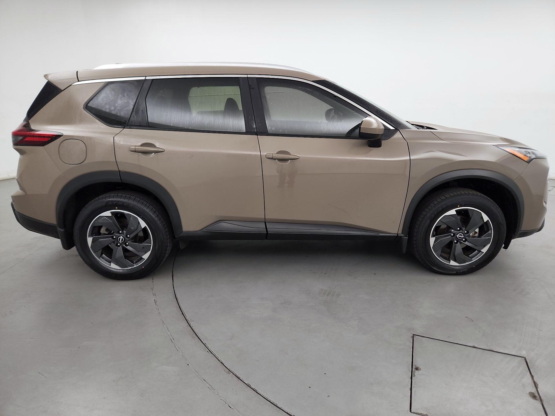 Thumbnail: 2024 Nissan Rogue - 4