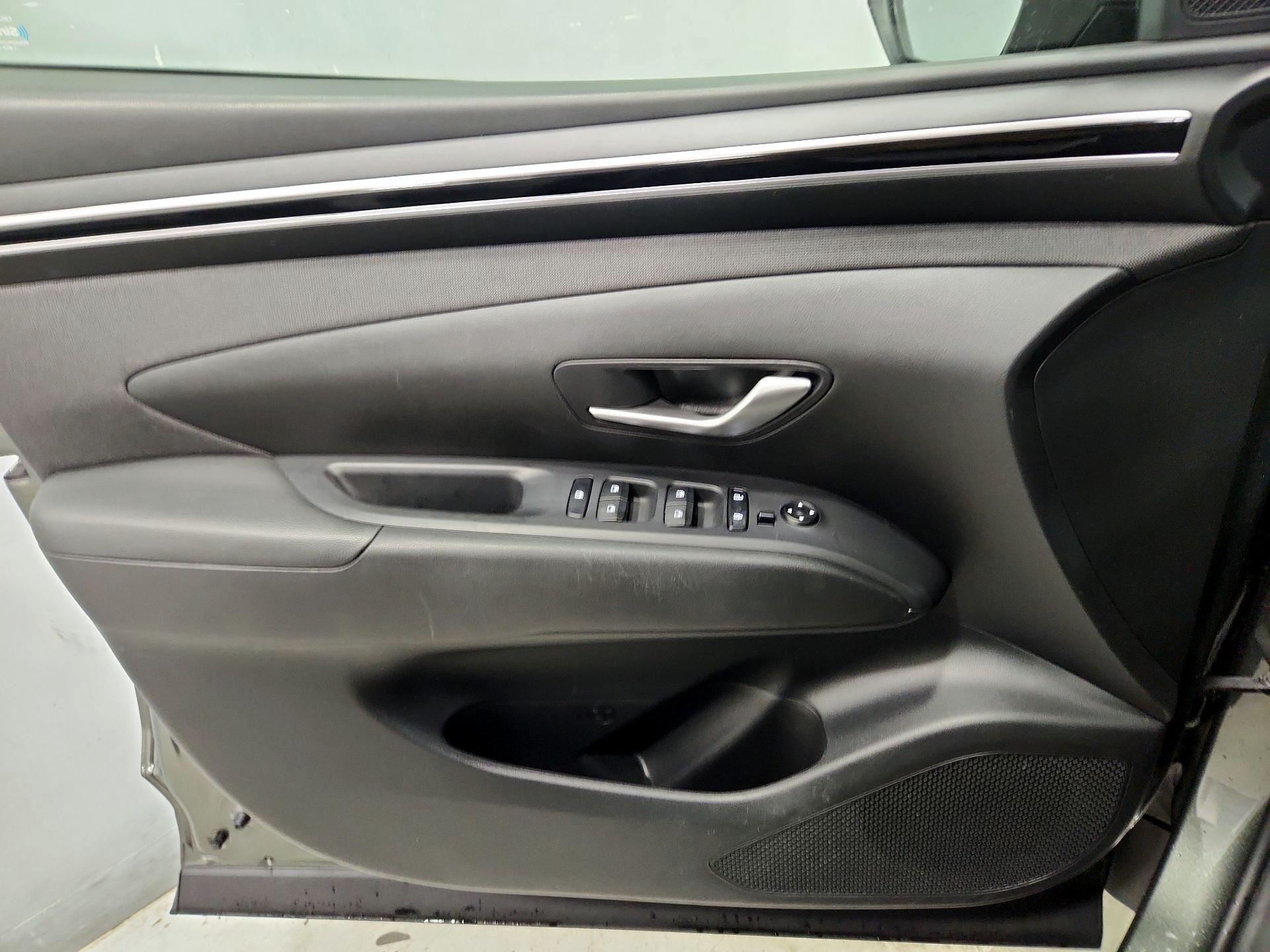 Thumbnail: 2023 Hyundai Tucson - 12