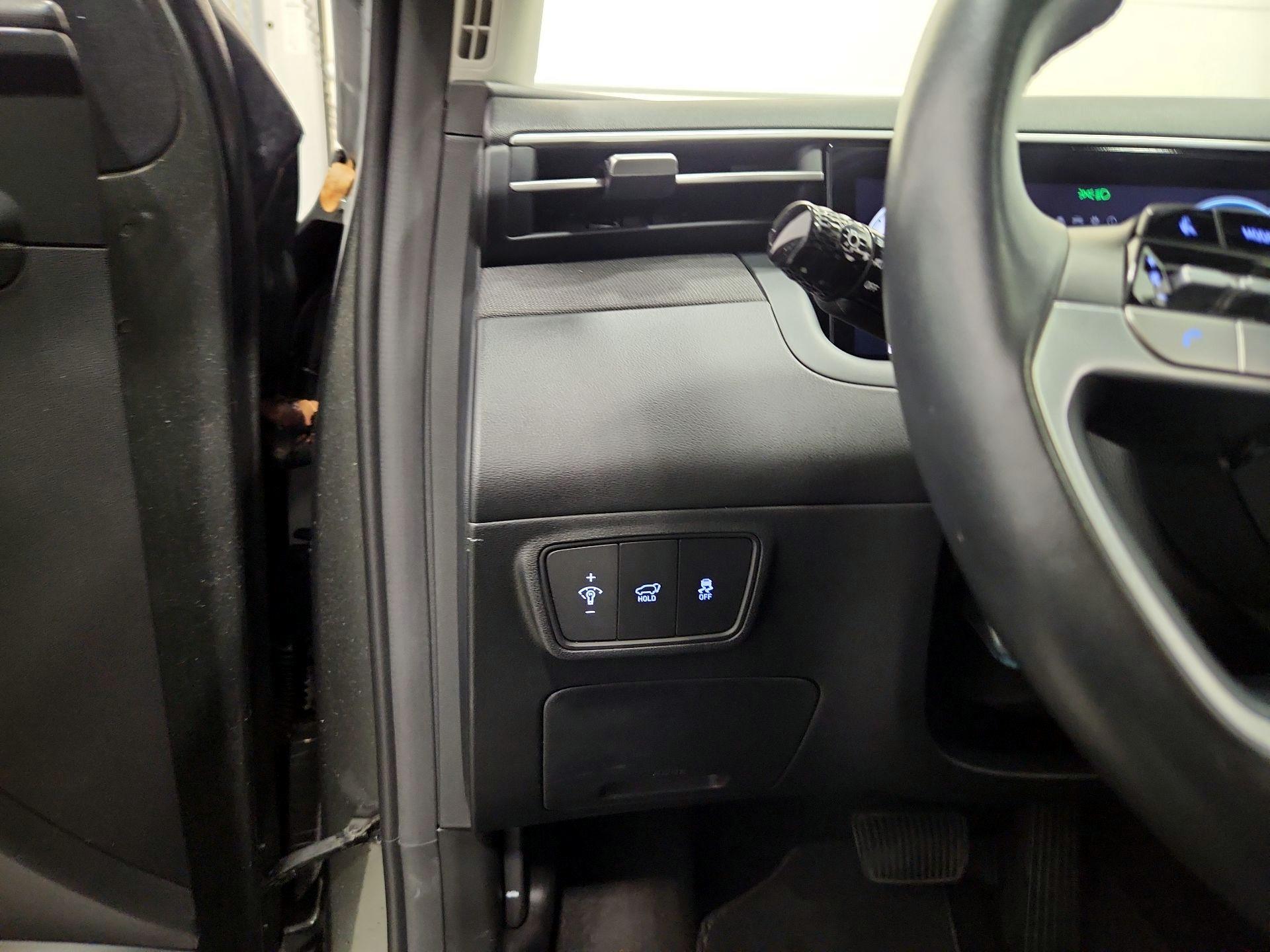 Thumbnail: 2023 Hyundai Tucson - 13