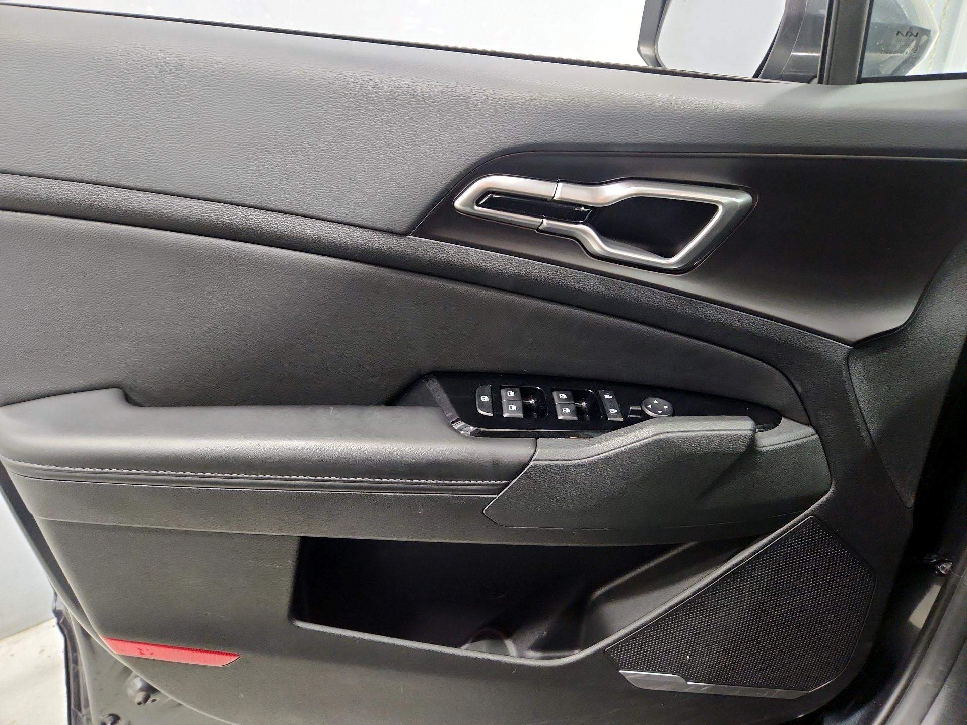 Thumbnail: 2024 Kia Sportage - 12