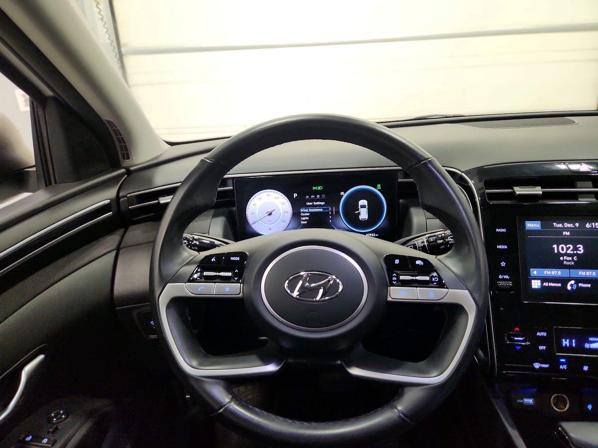 Thumbnail: 2023 Hyundai Tucson - 10