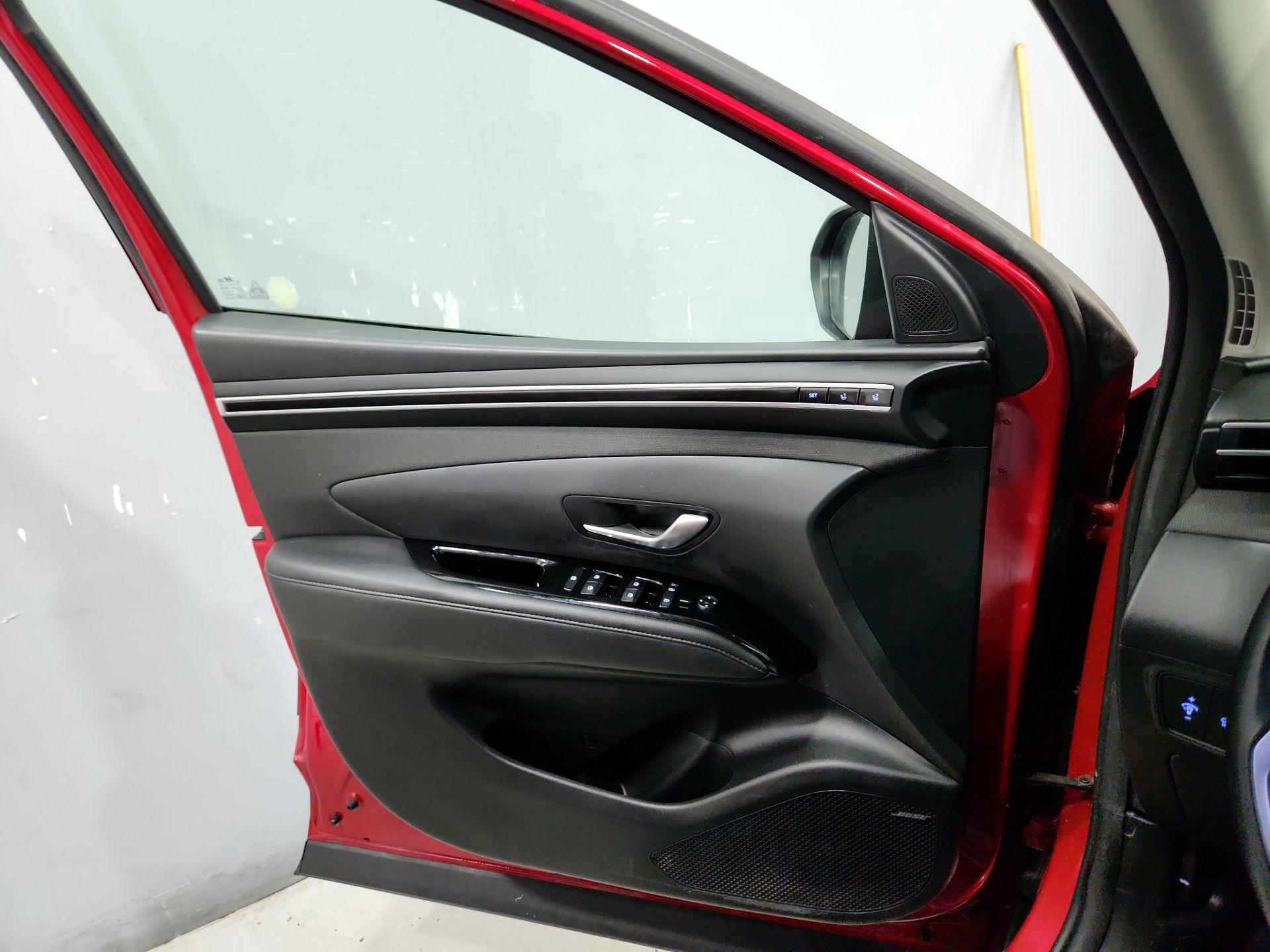 Thumbnail: 2023 Hyundai Tucson - 12