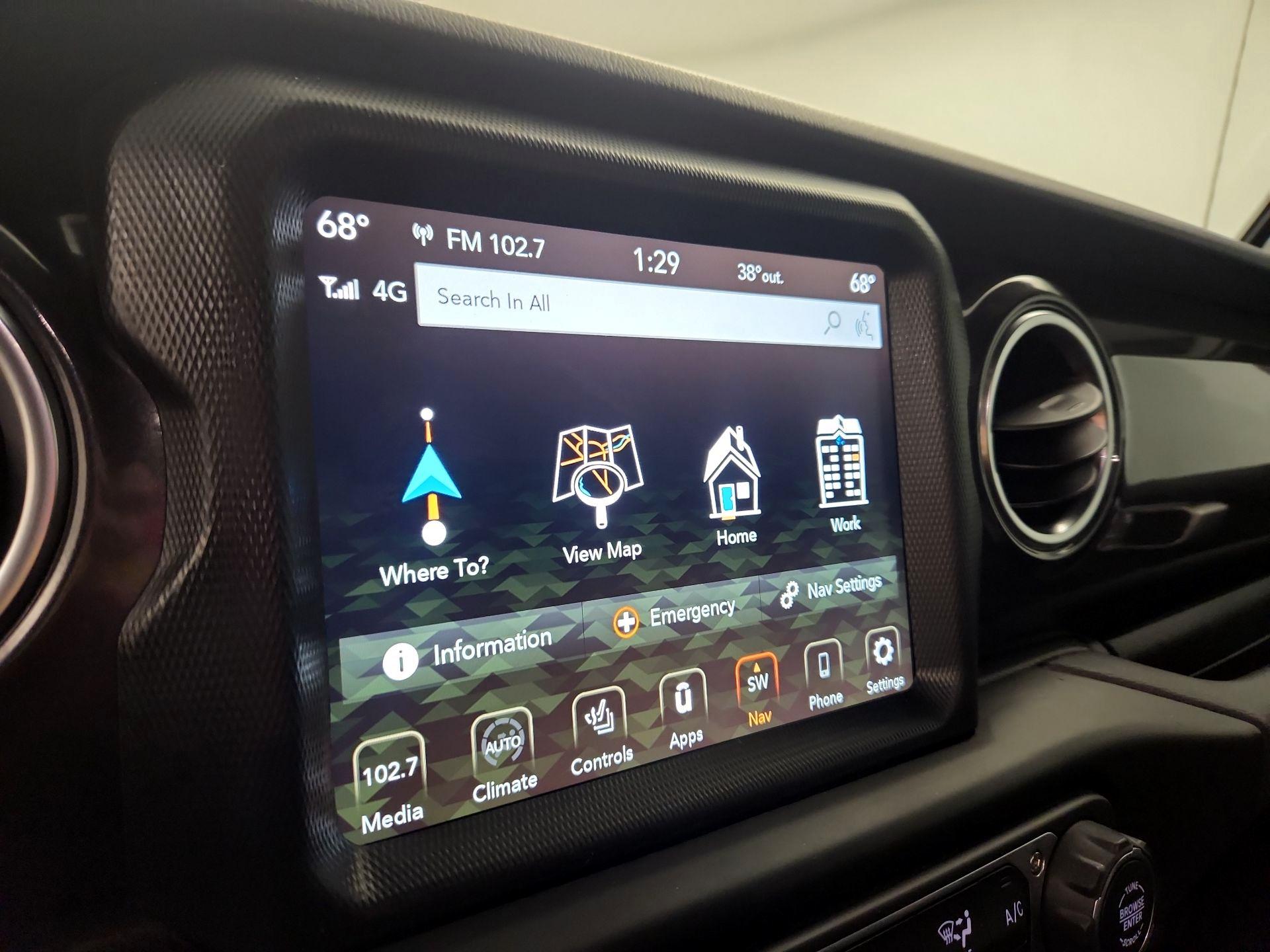 Thumbnail: 2022 Jeep Wrangler - 12