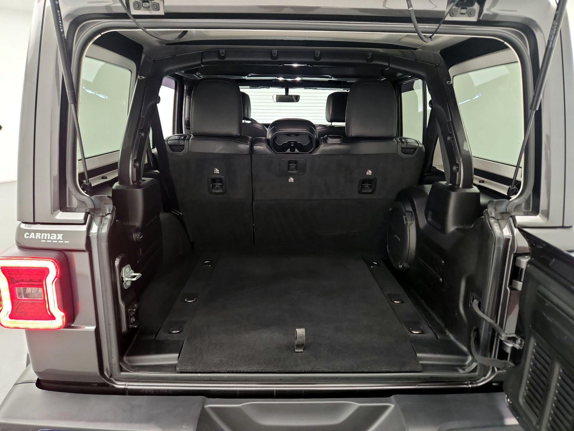 Thumbnail: 2022 Jeep Wrangler - 19