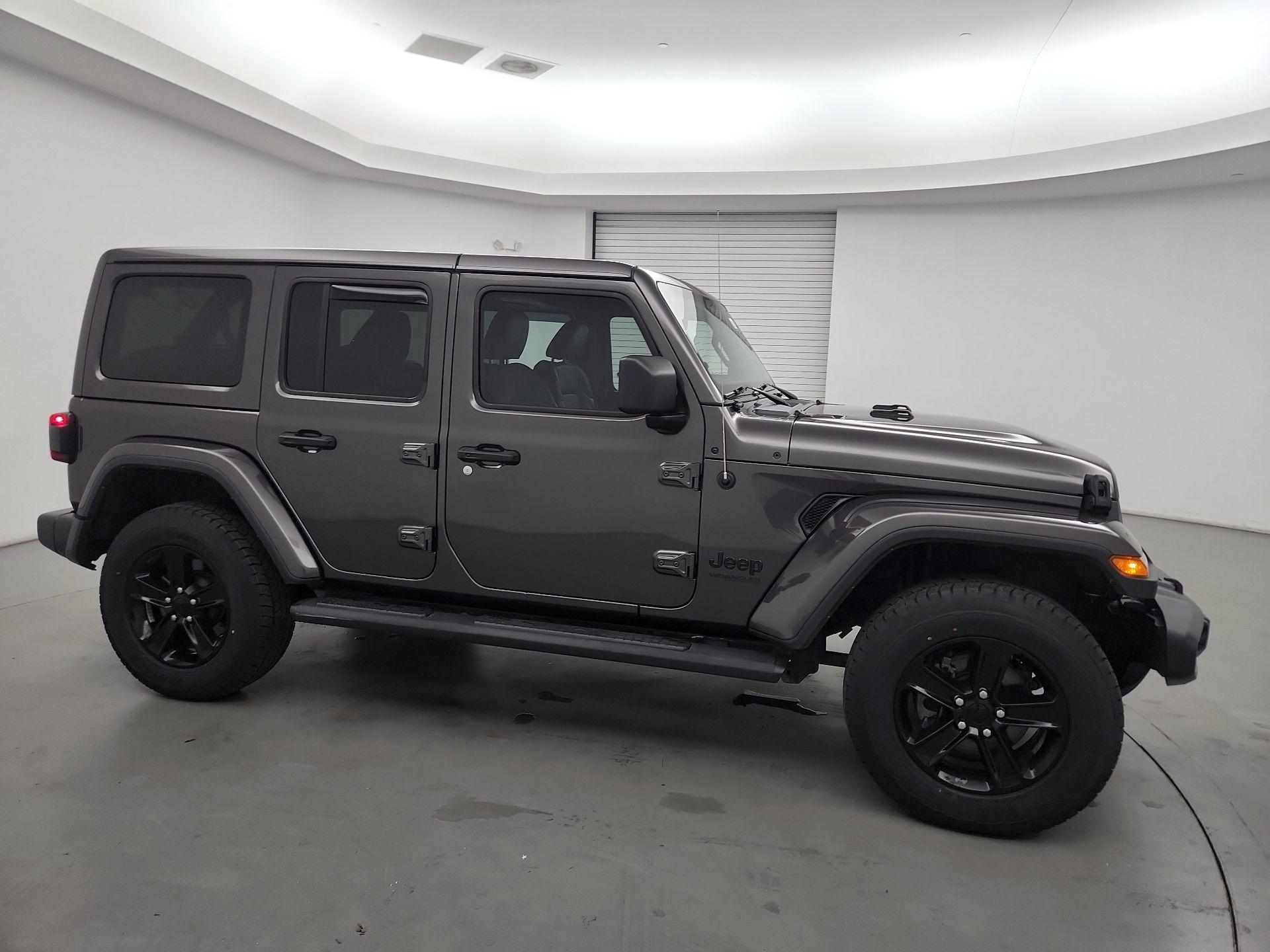 Thumbnail: 2022 Jeep Wrangler - 4