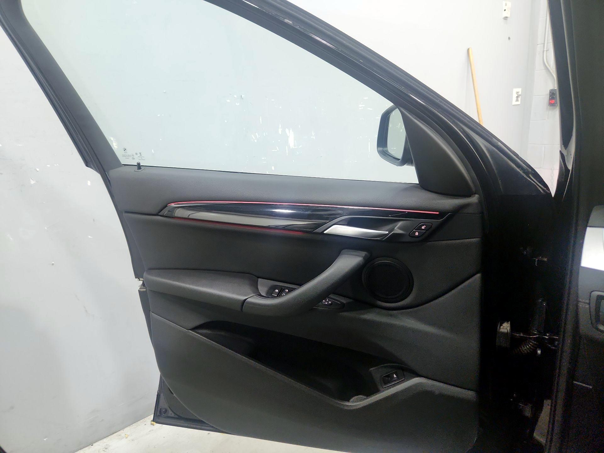 Thumbnail: 2022 BMW X1 - 12