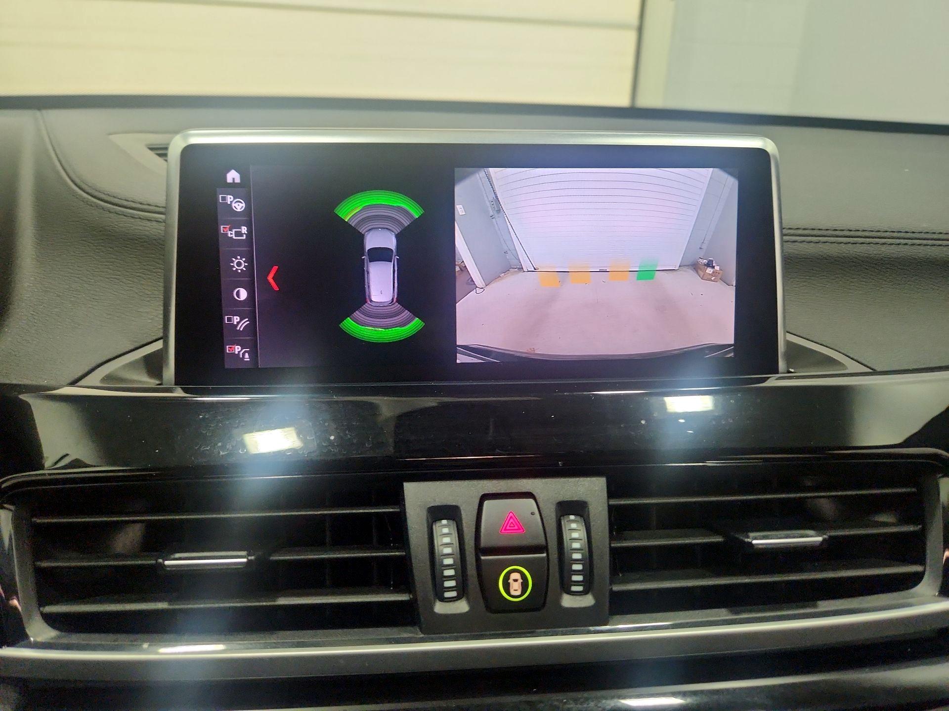 Thumbnail: 2022 BMW X1 - 15