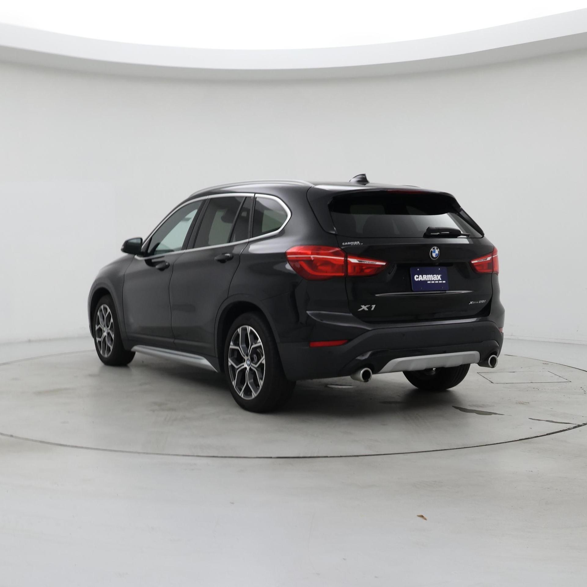 Thumbnail: 2022 BMW X1 - 2