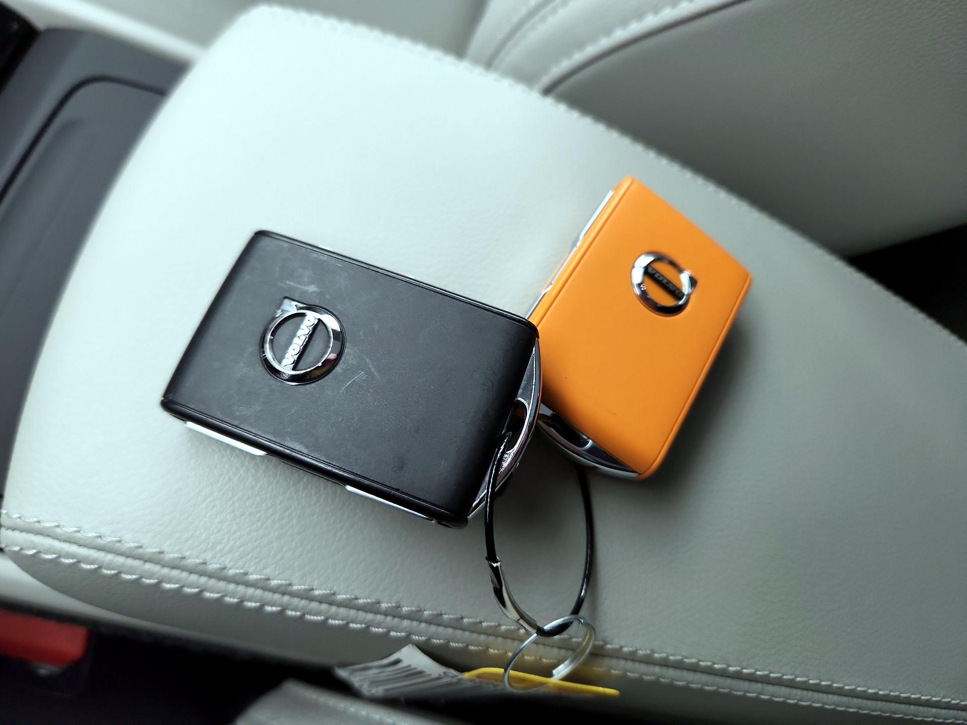 Thumbnail: 2024 Volvo XC40 - 20