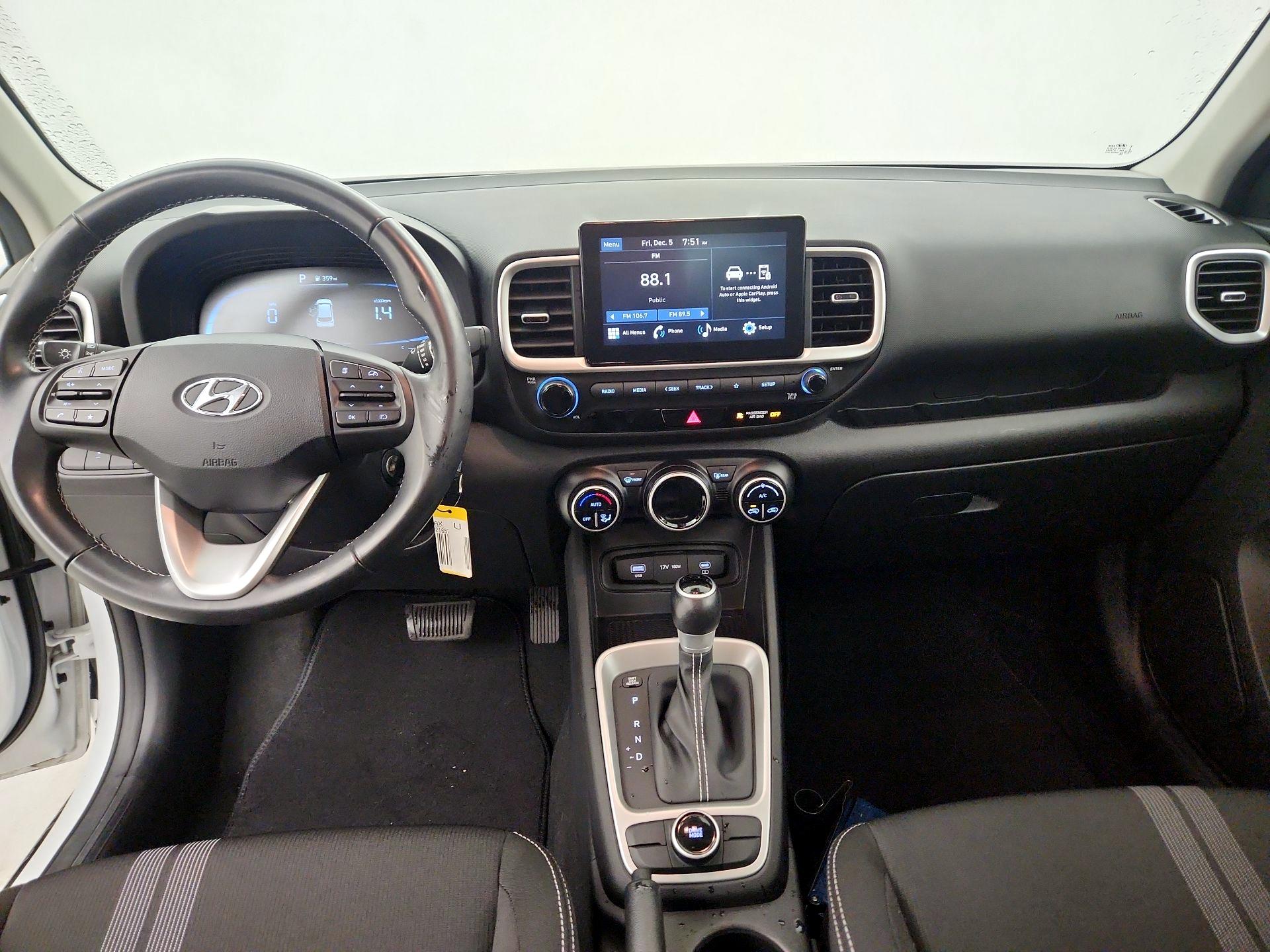 Thumbnail: 2023 Hyundai Venue - 8