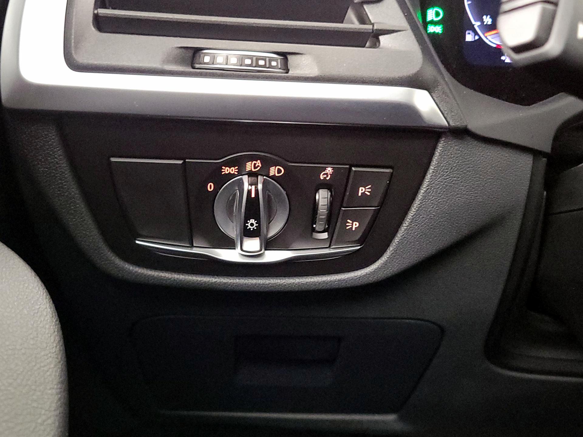 Thumbnail: 2022 BMW X3 - 13