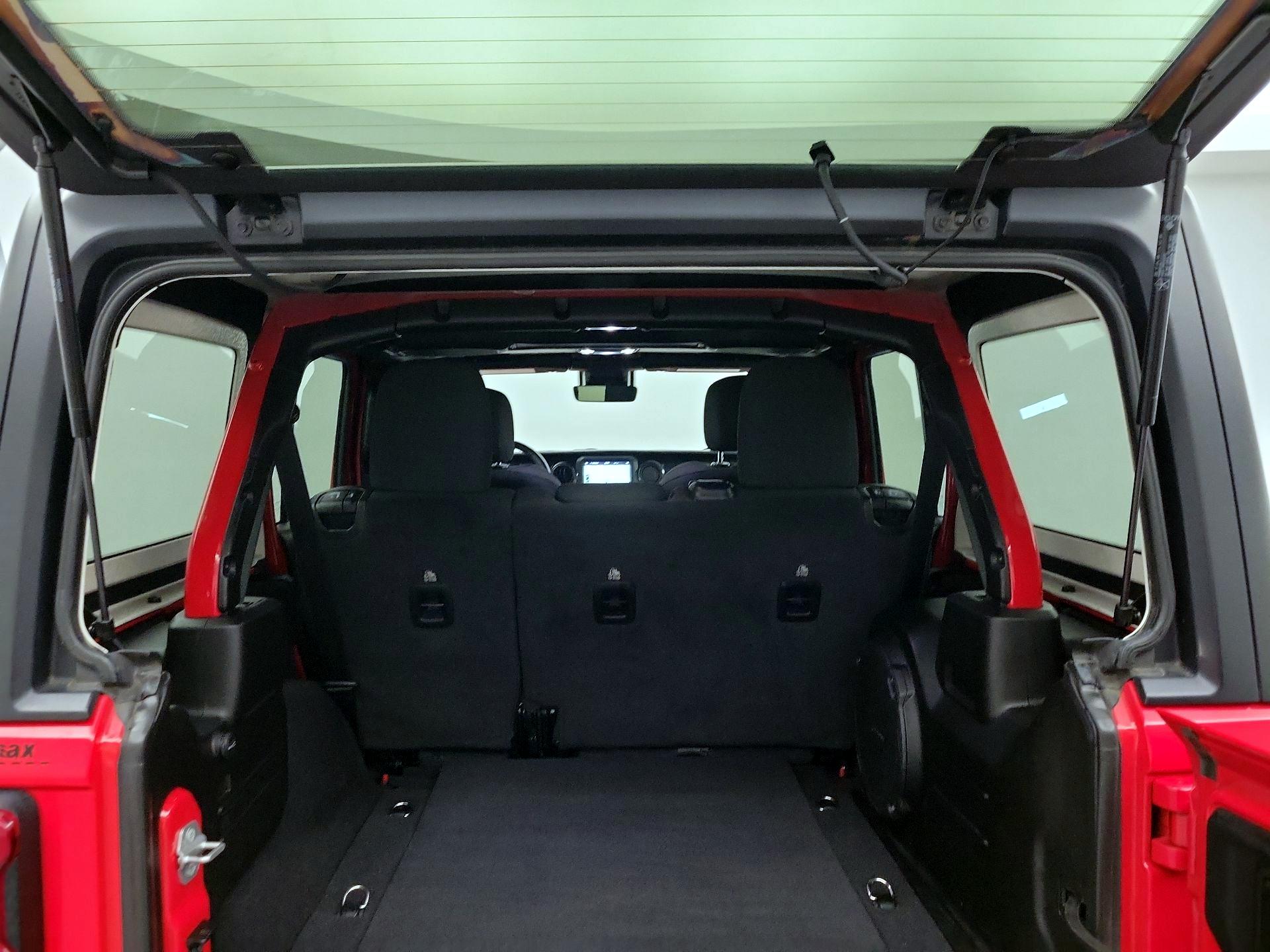 Thumbnail: 2021 Jeep Wrangler - 19