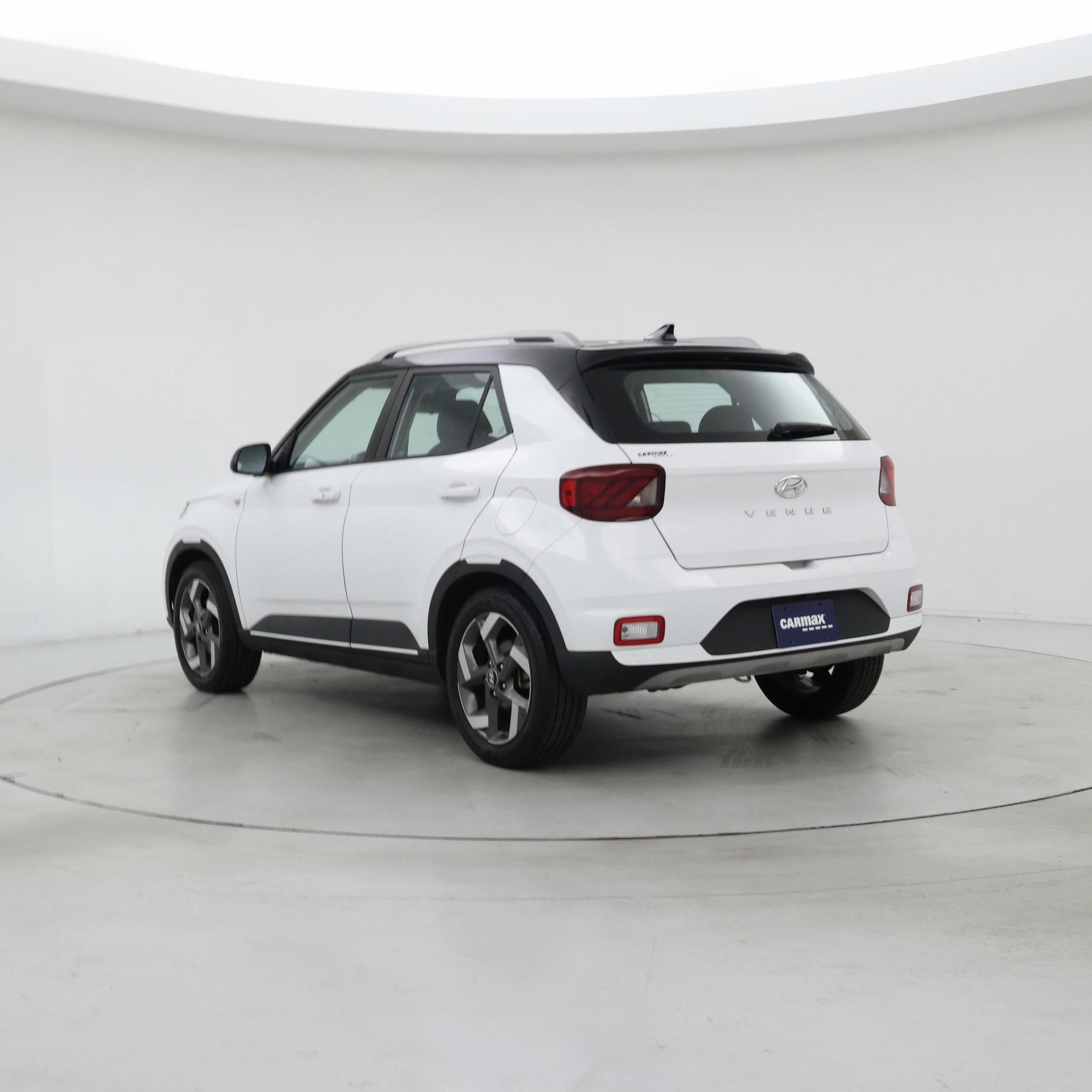 Thumbnail: 2022 Hyundai Venue - 2