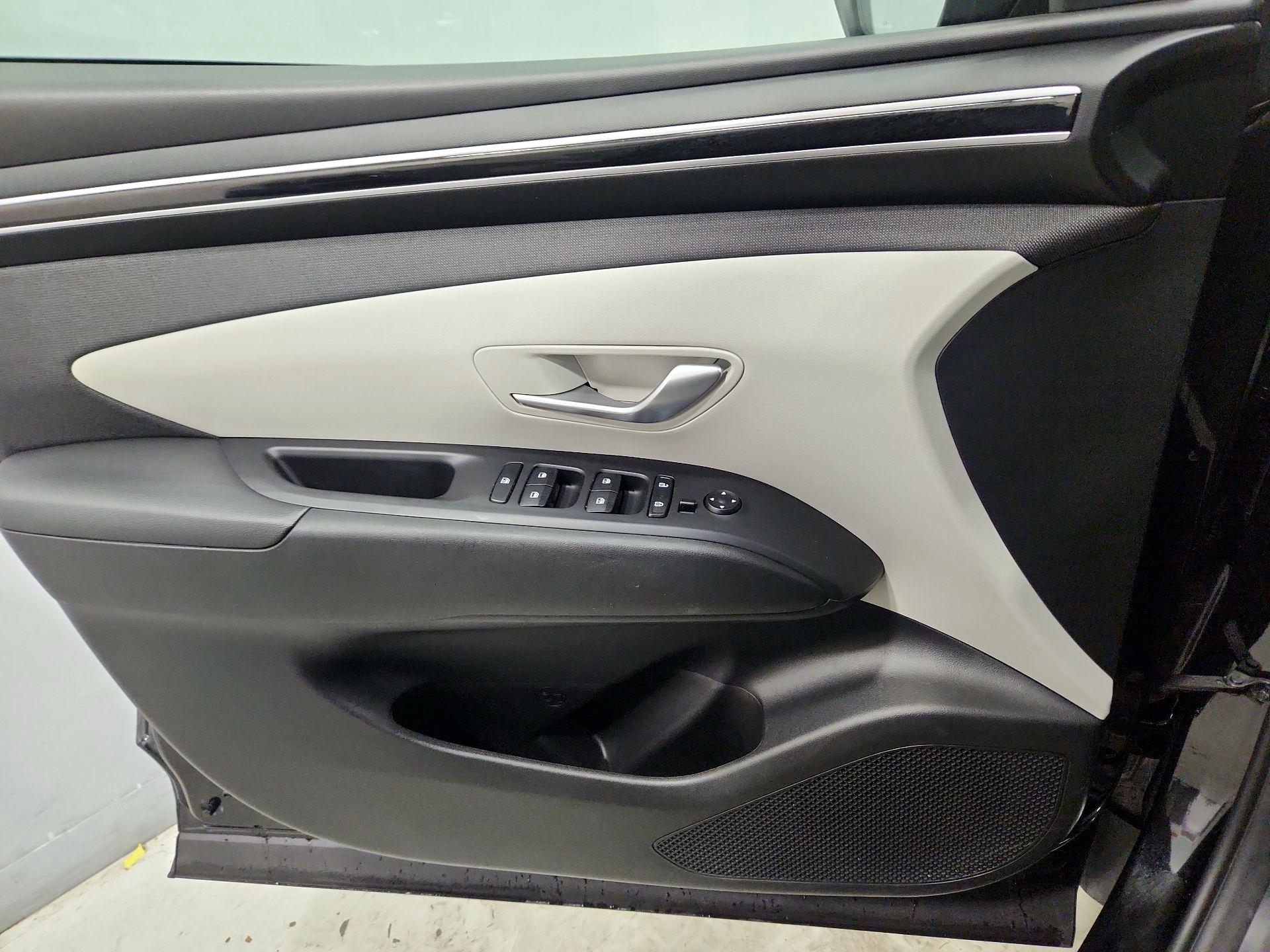 Thumbnail: 2023 Hyundai Tucson - 12