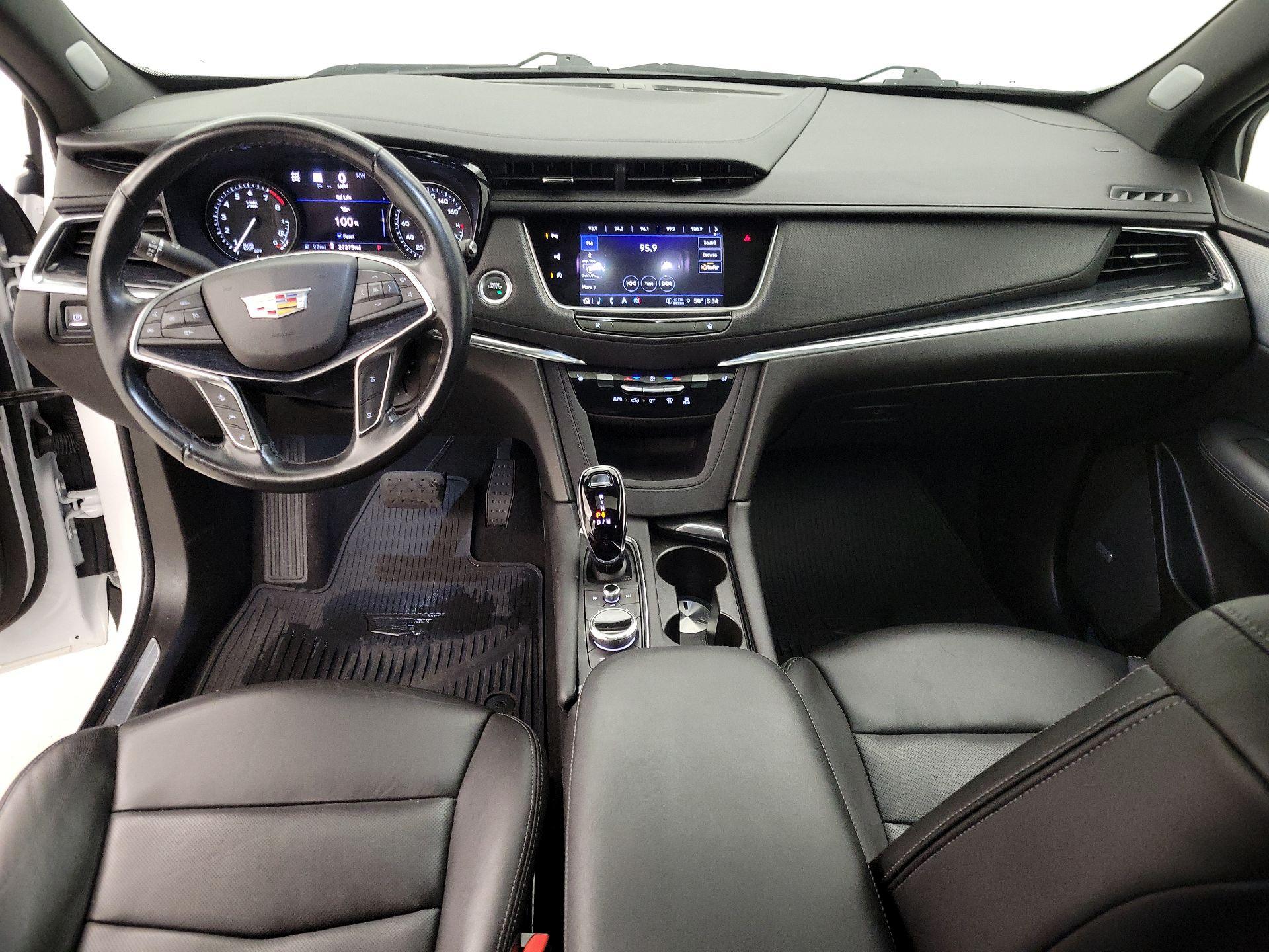 Thumbnail: 2023 Cadillac XT5 - 9