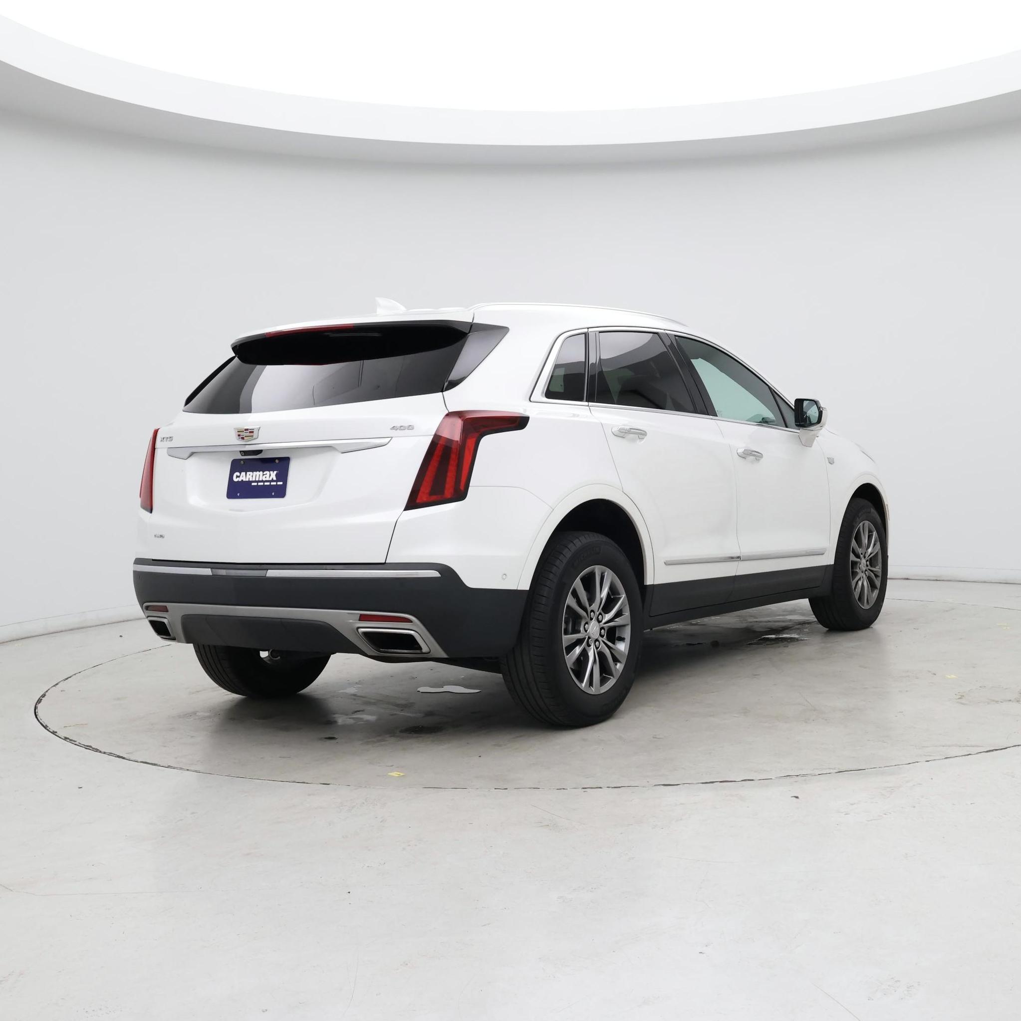 Thumbnail: 2023 Cadillac XT5 - 8
