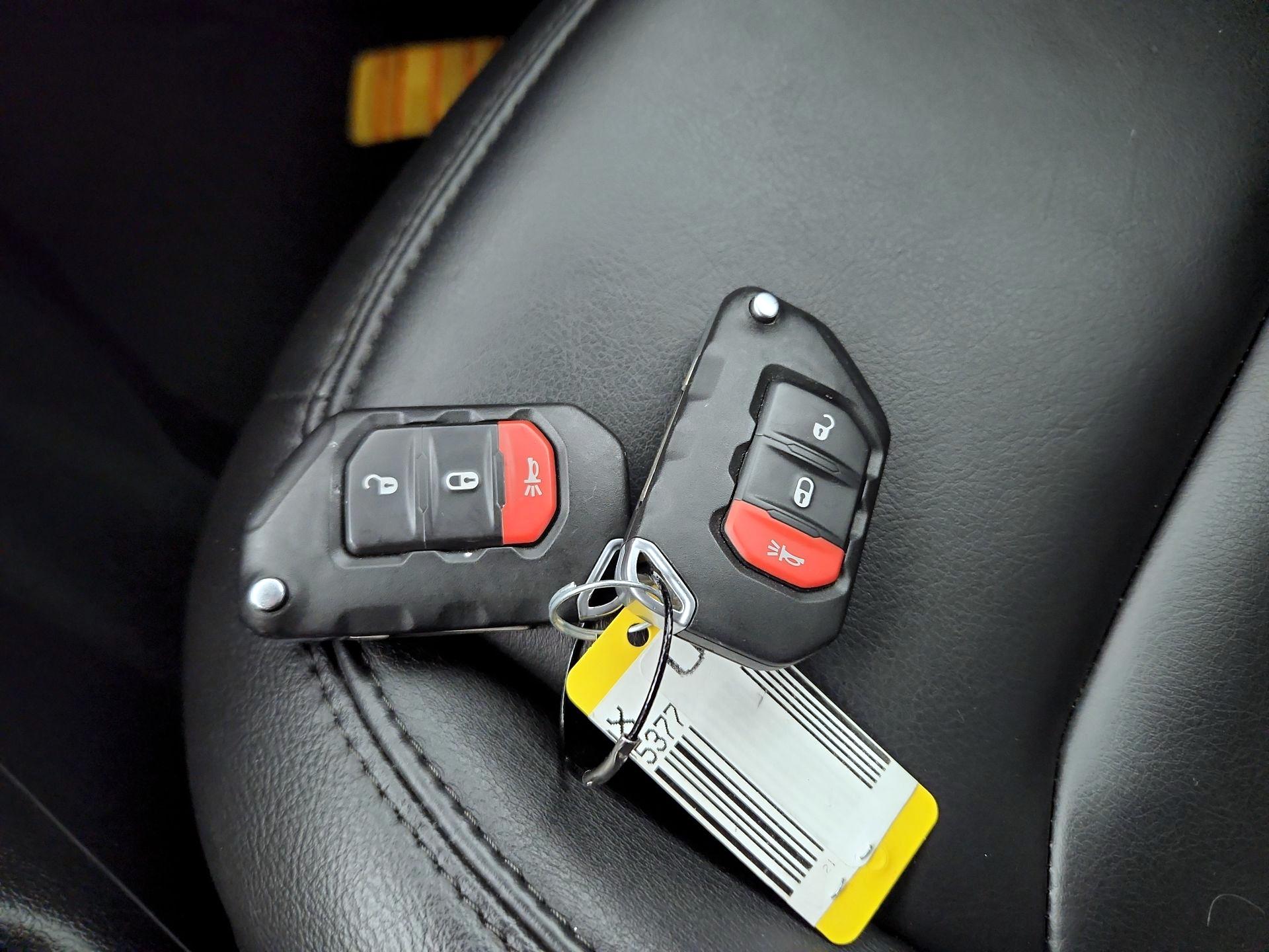 Thumbnail: 2021 Jeep Wrangler - 20