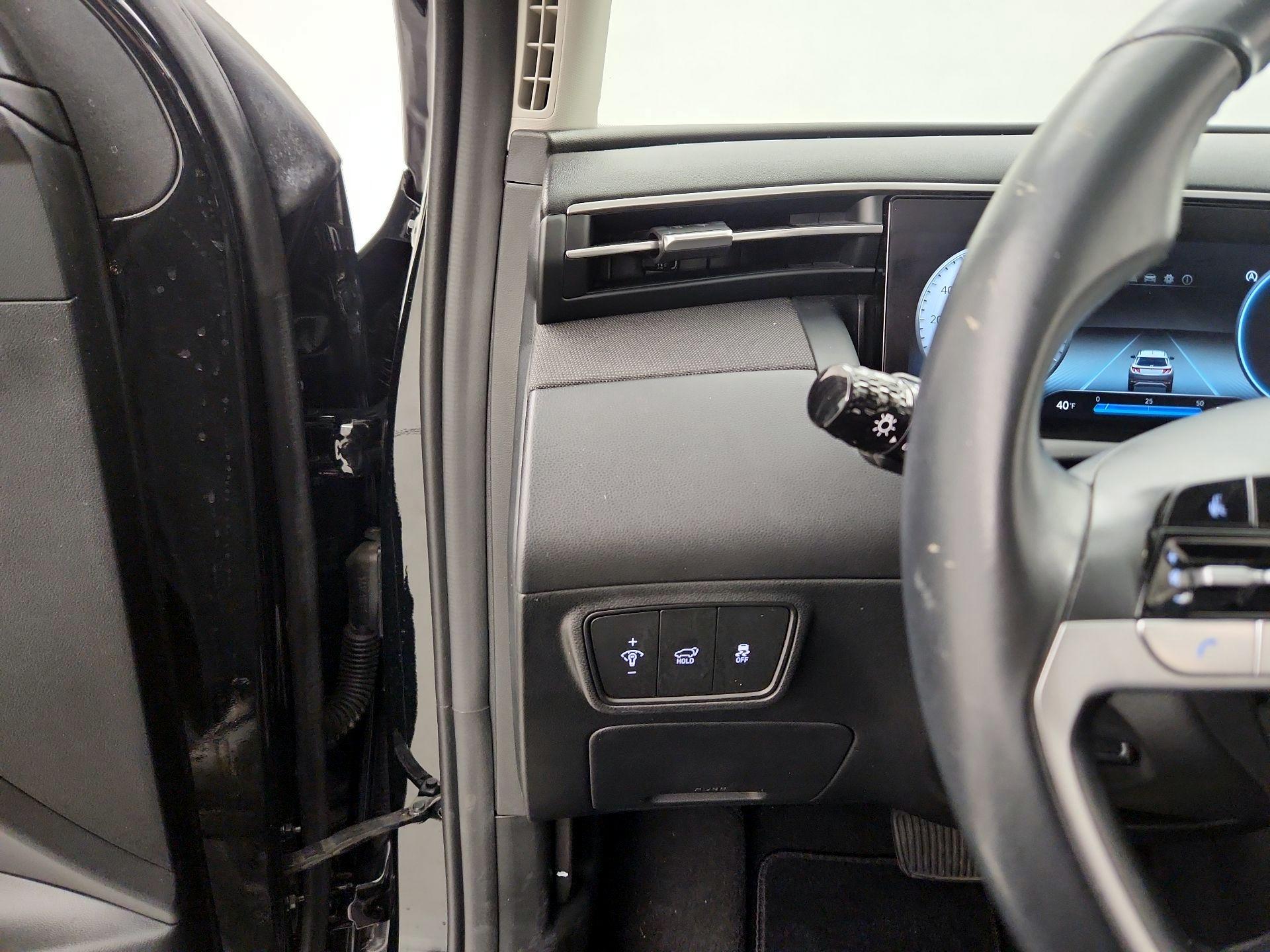 Thumbnail: 2022 Hyundai Tucson - 13