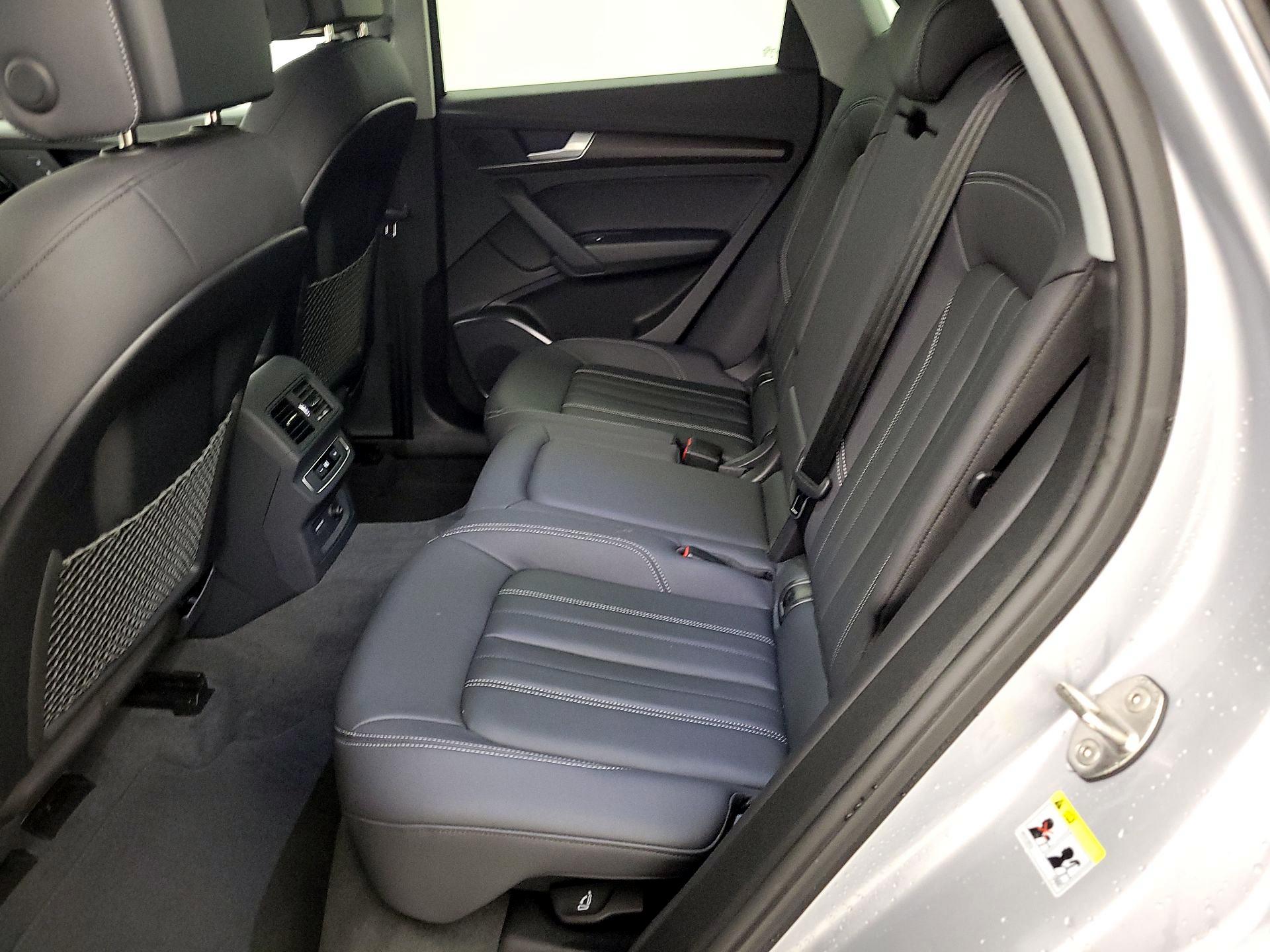 Thumbnail: 2023 Audi Q5 - 19