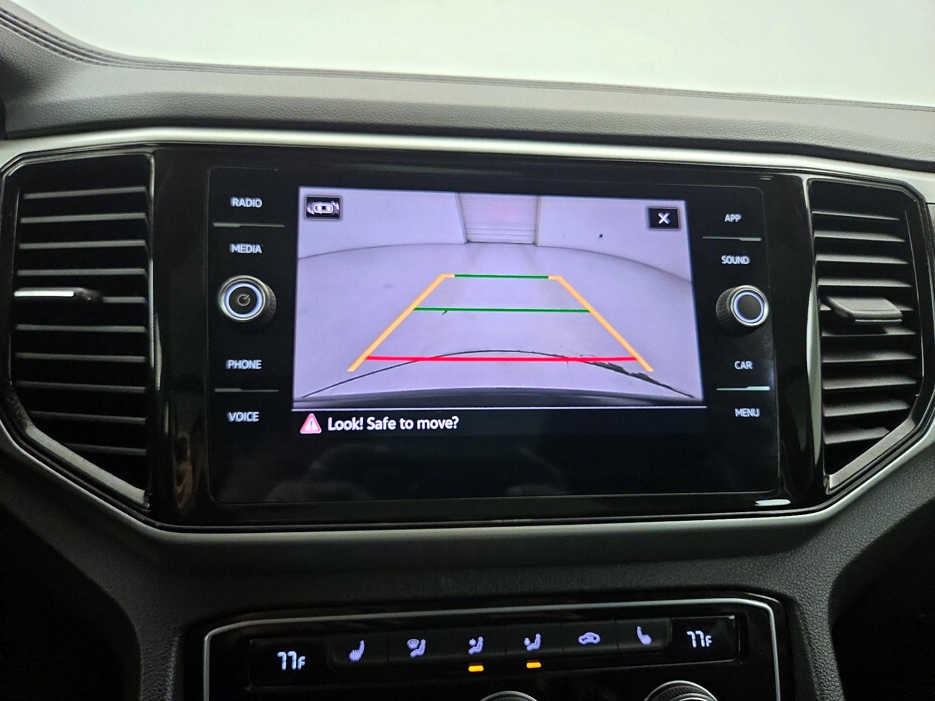 Thumbnail: 2023 Volkswagen Atlas - 14