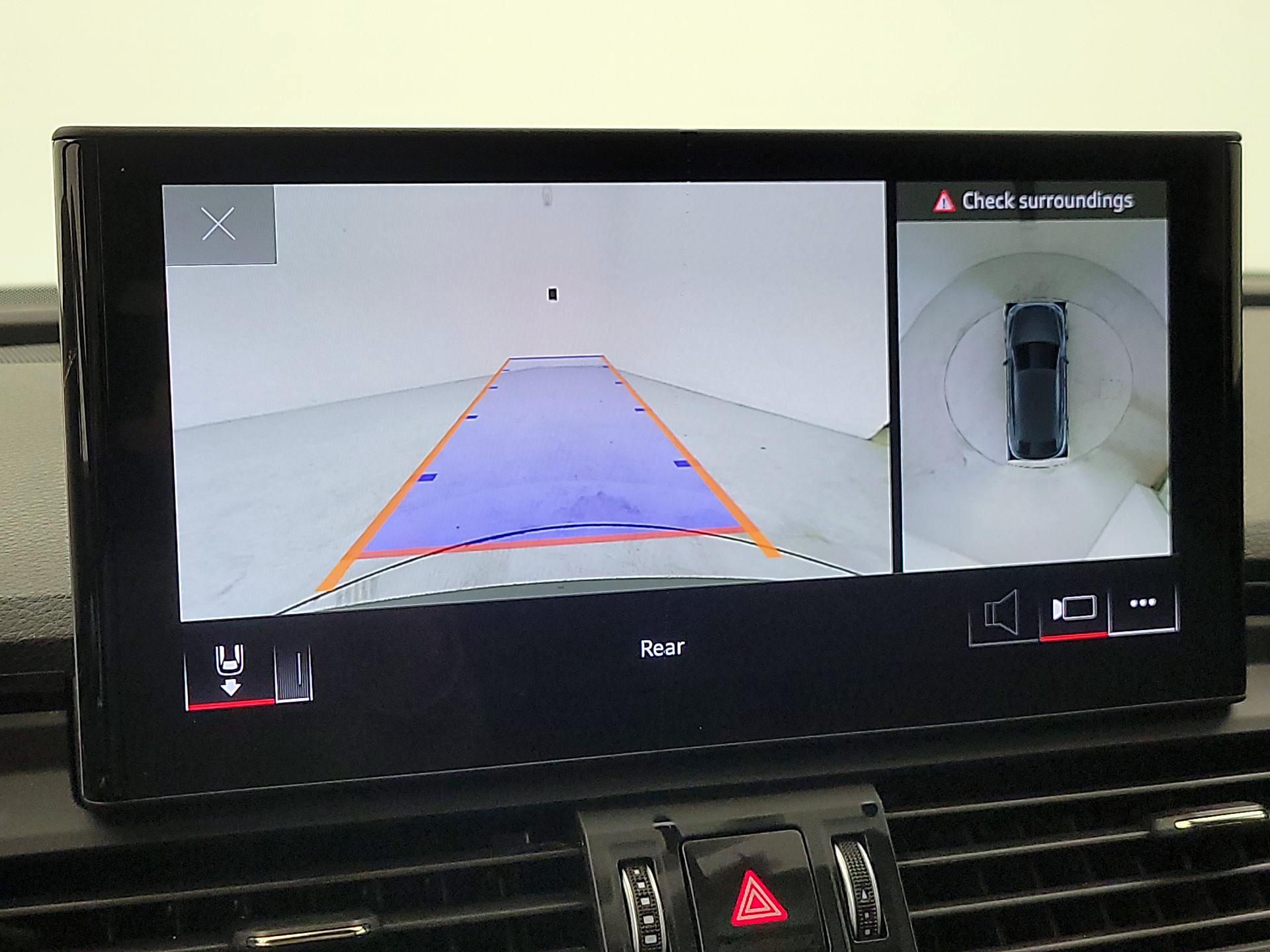 Thumbnail: 2022 Audi Q5 - 14