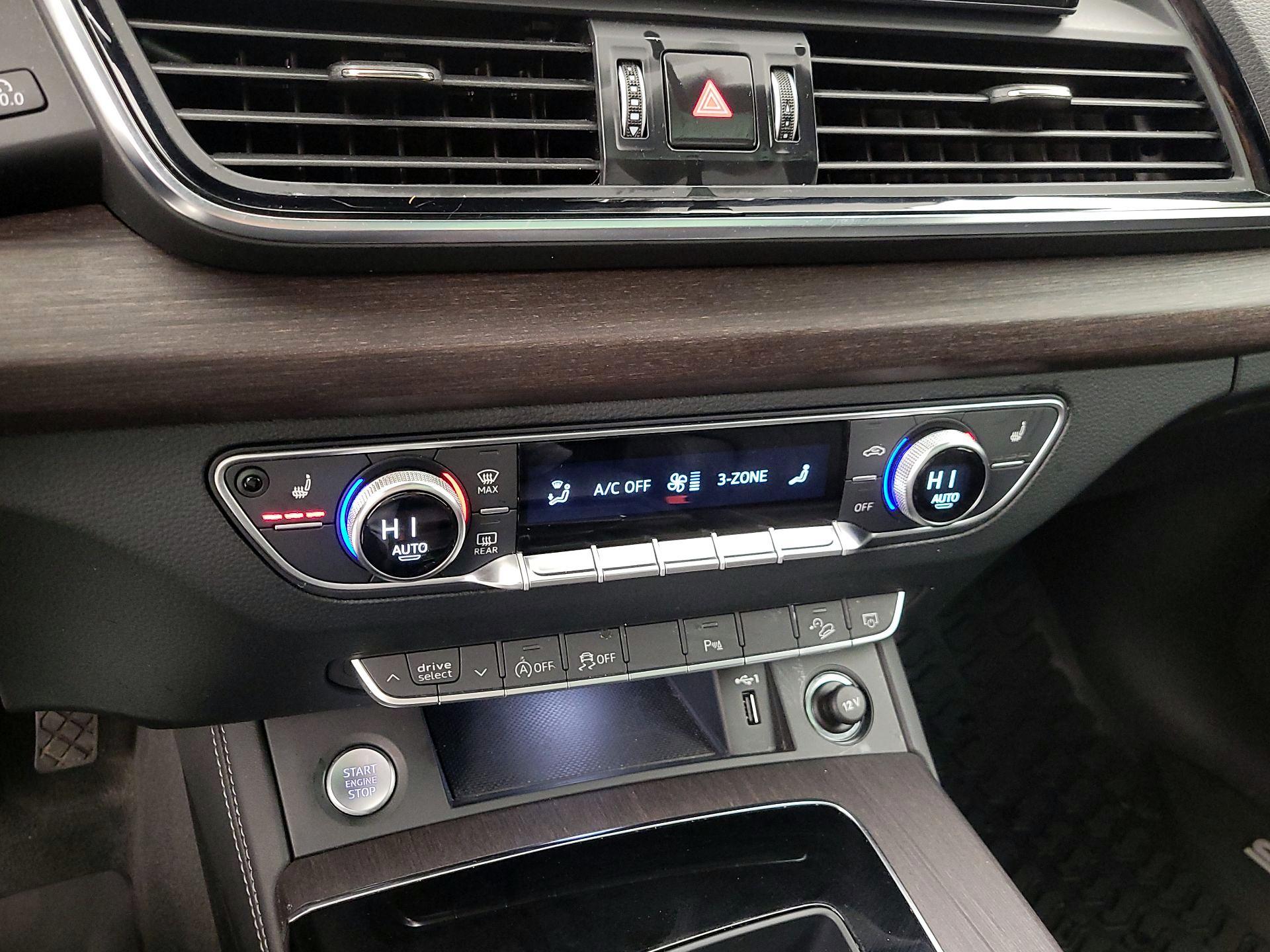 Thumbnail: 2022 Audi Q5 - 16