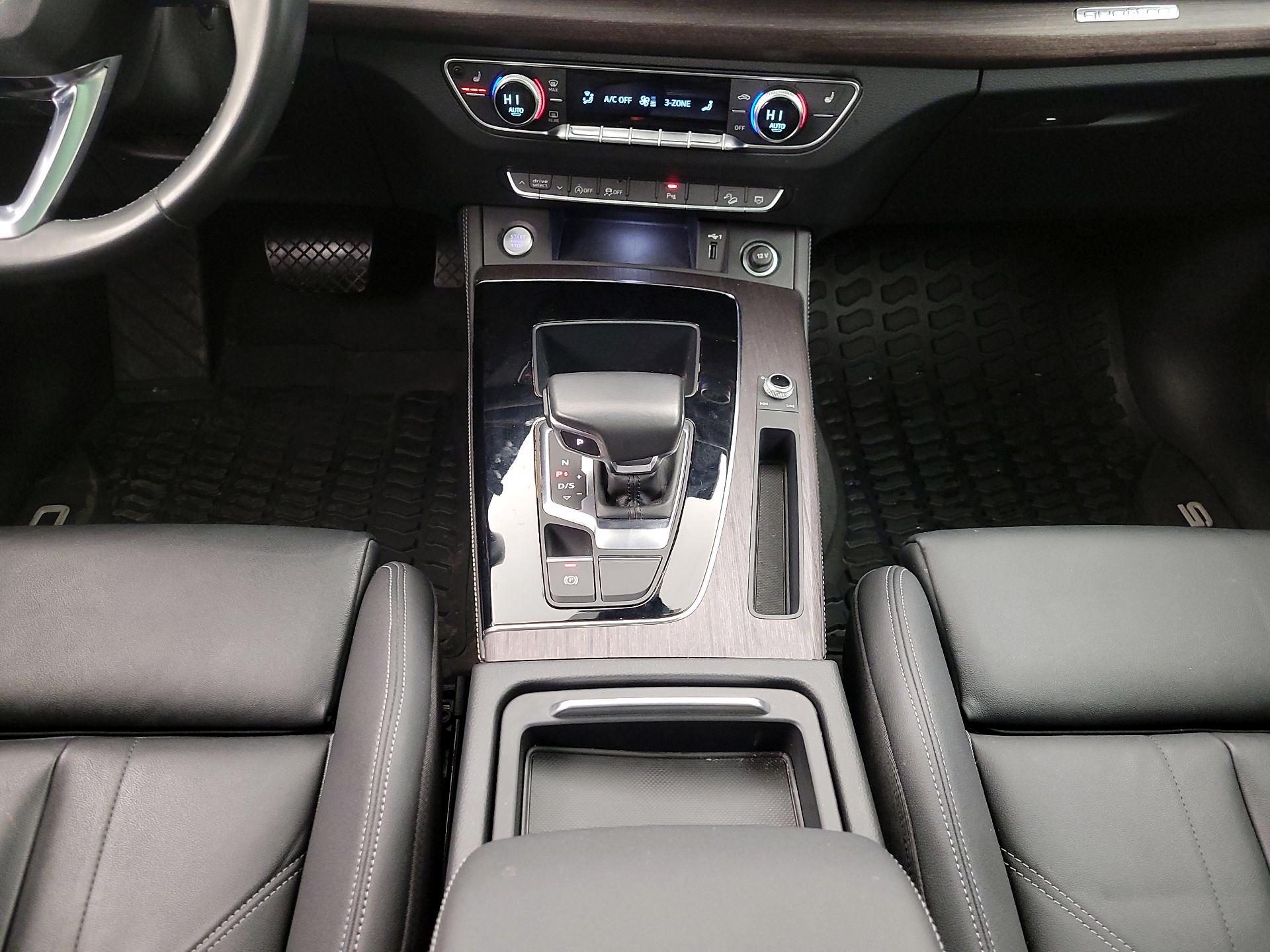 Thumbnail: 2022 Audi Q5 - 17