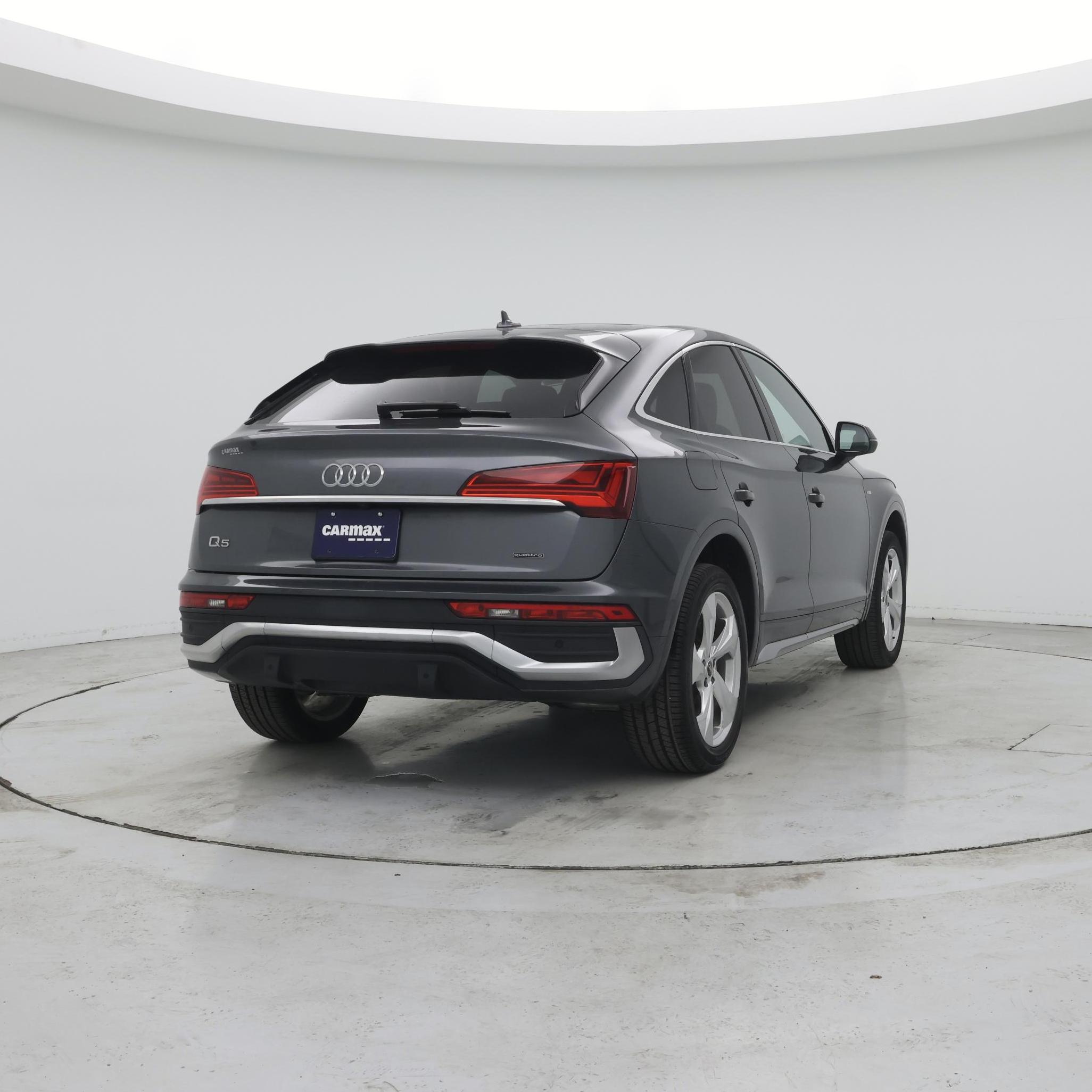 Thumbnail: 2022 Audi Q5 - 8