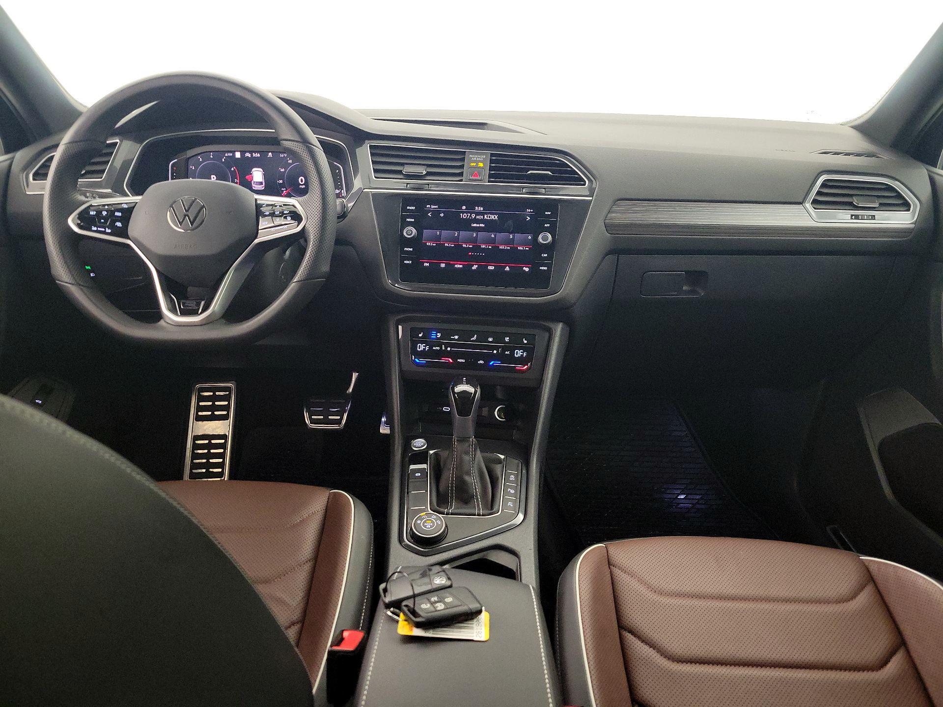 Thumbnail: 2024 Volkswagen Tiguan - 9