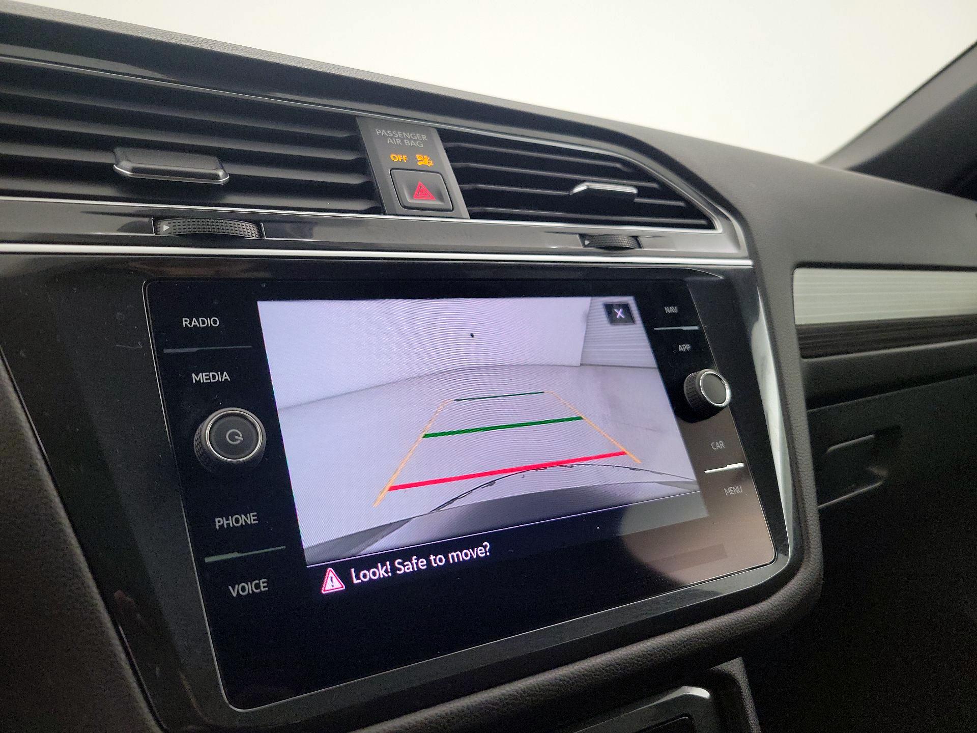 Thumbnail: 2024 Volkswagen Tiguan - 14