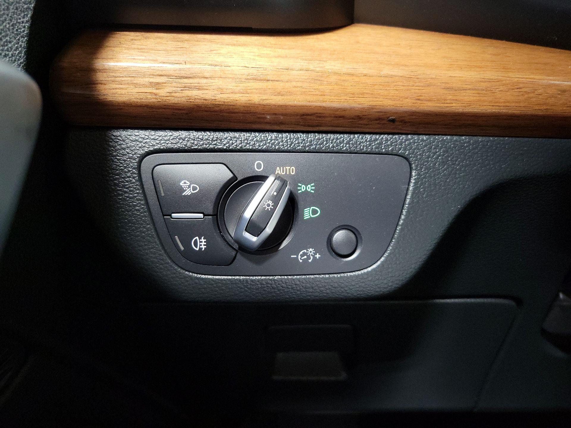 Thumbnail: 2022 Audi Q5 - 13