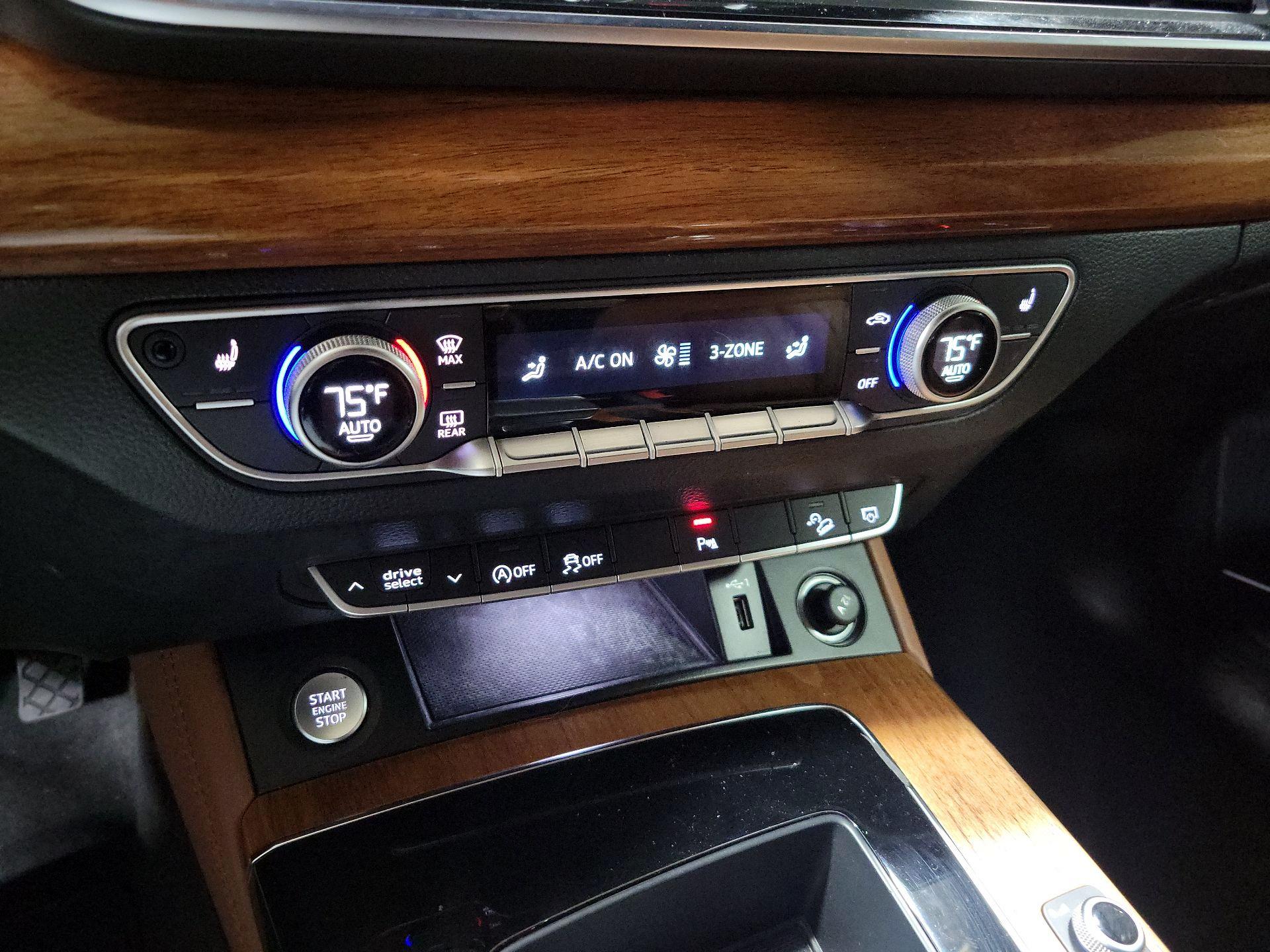 Thumbnail: 2022 Audi Q5 - 17