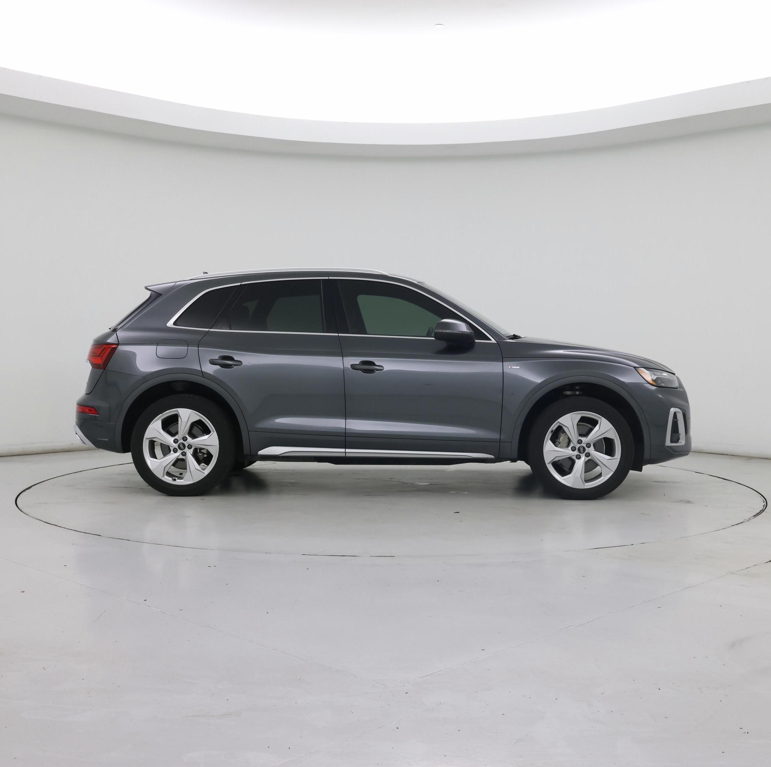 Thumbnail: 2022 Audi Q5 - 7