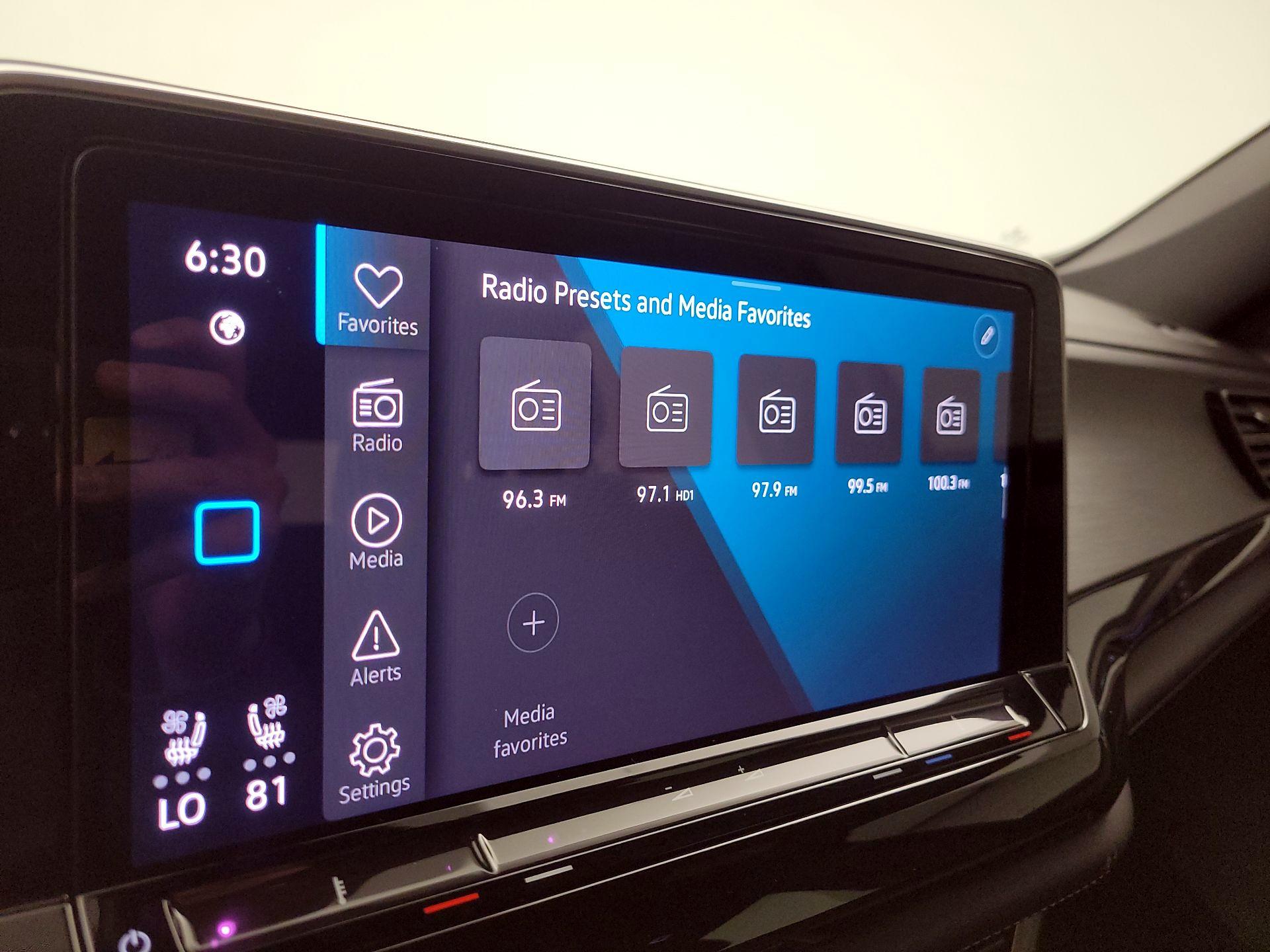 Thumbnail: 2024 Volkswagen Atlas - 15