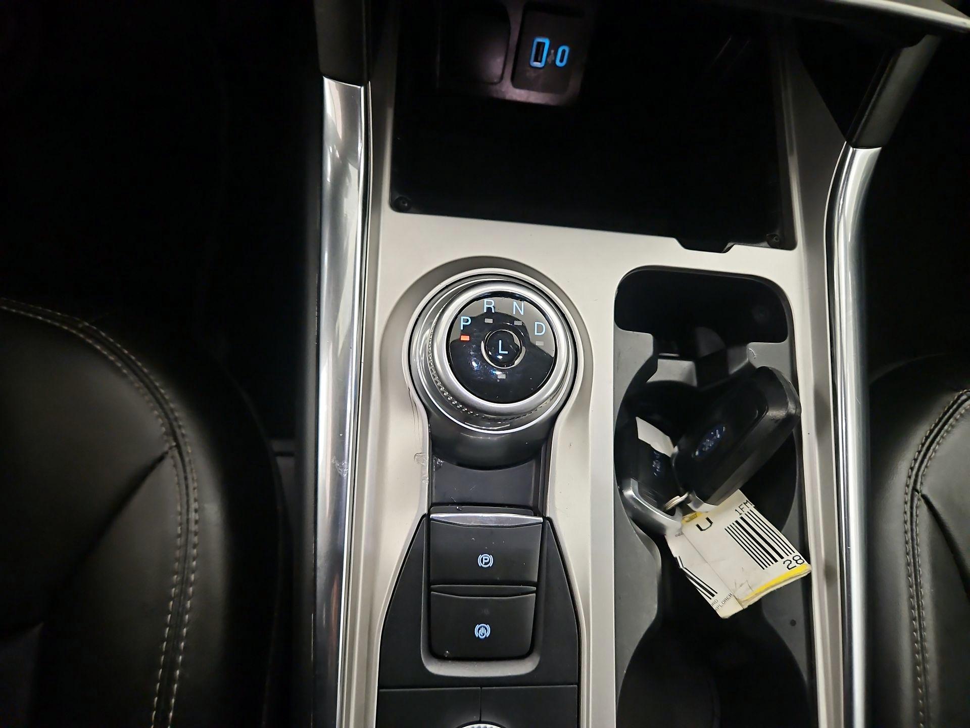 Thumbnail: 2022 Ford Explorer - 17