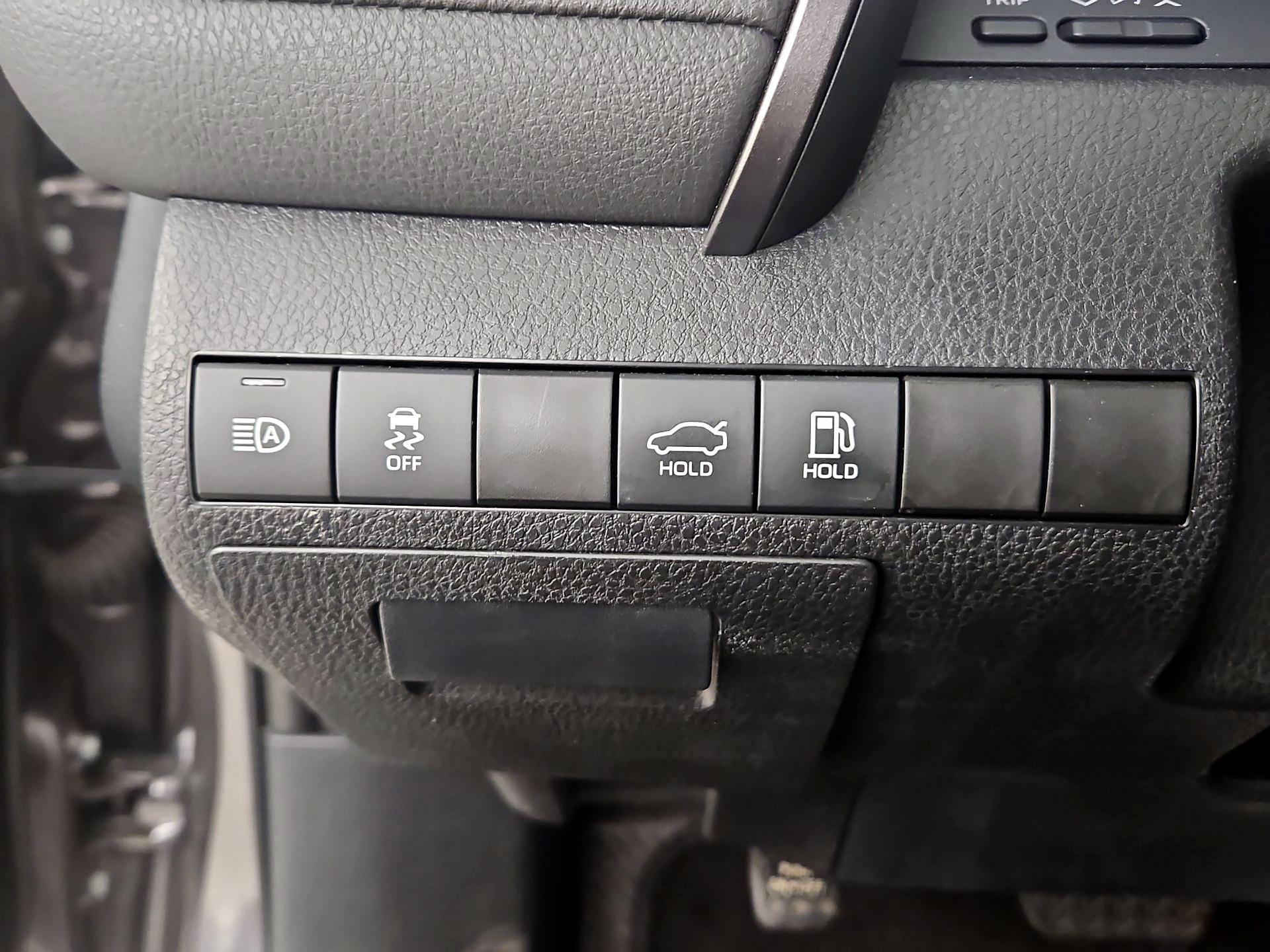 Thumbnail: 2023 Toyota Camry - 13