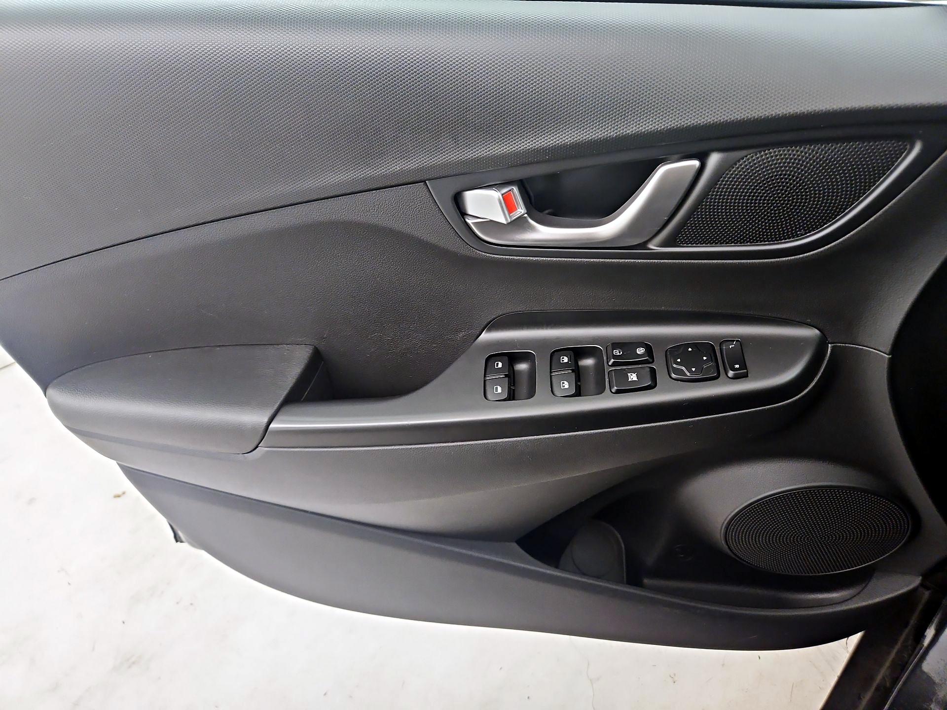 Thumbnail: 2022 Hyundai Kona - 12