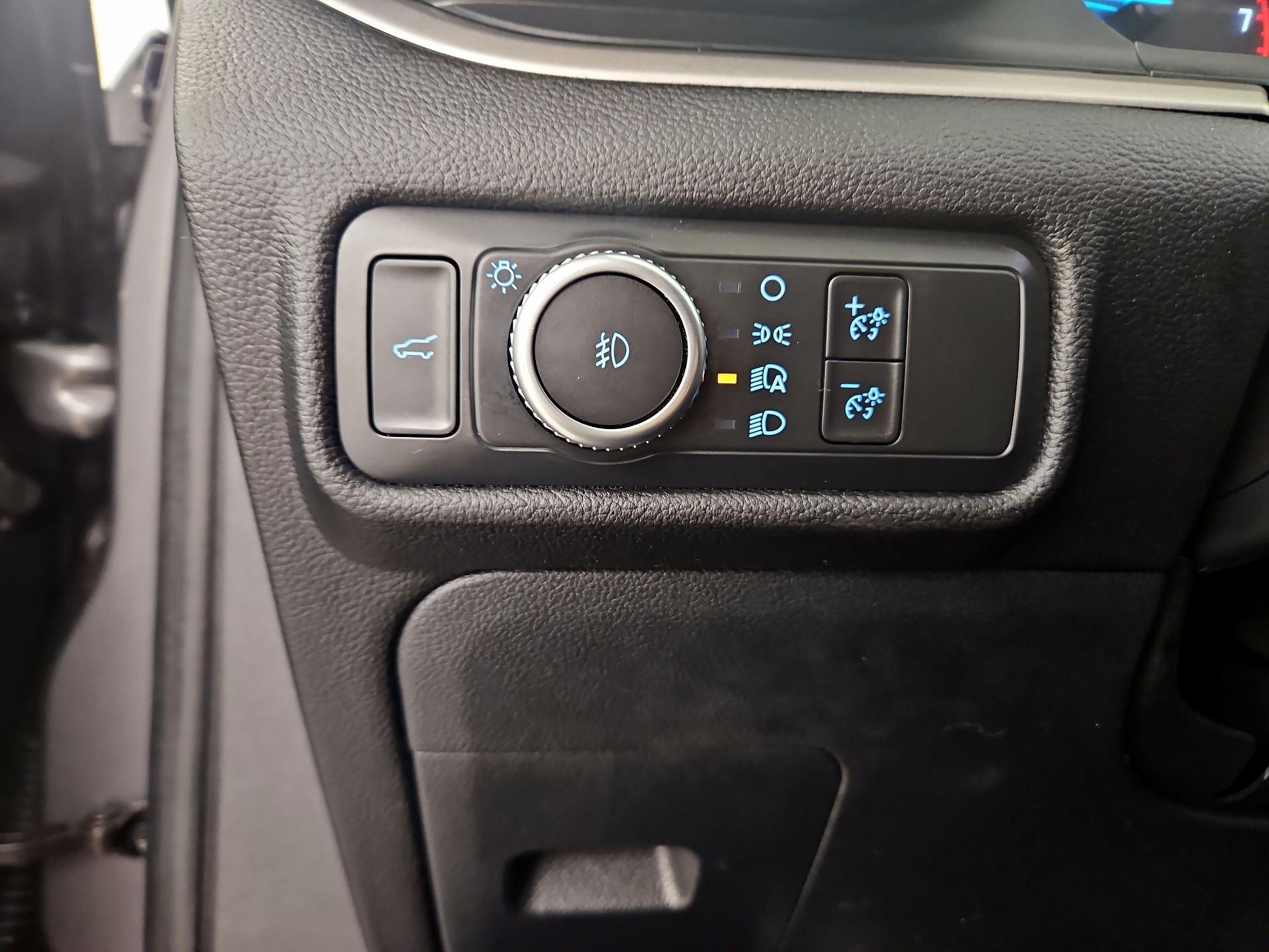 Thumbnail: 2022 Ford Explorer - 13