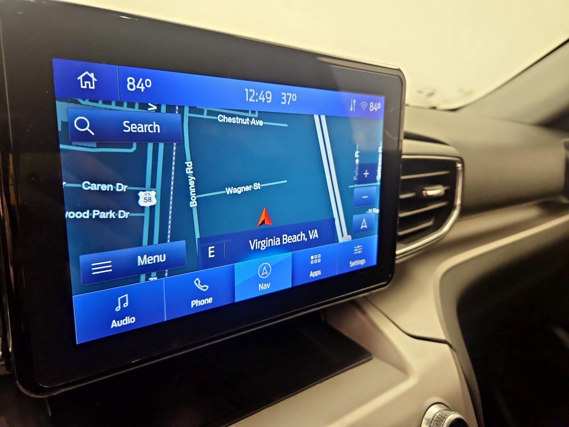 Thumbnail: 2022 Ford Explorer - 14