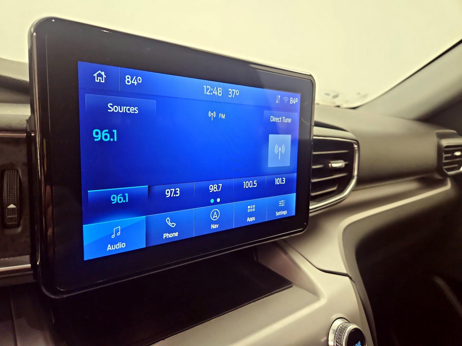 Thumbnail: 2022 Ford Explorer - 16