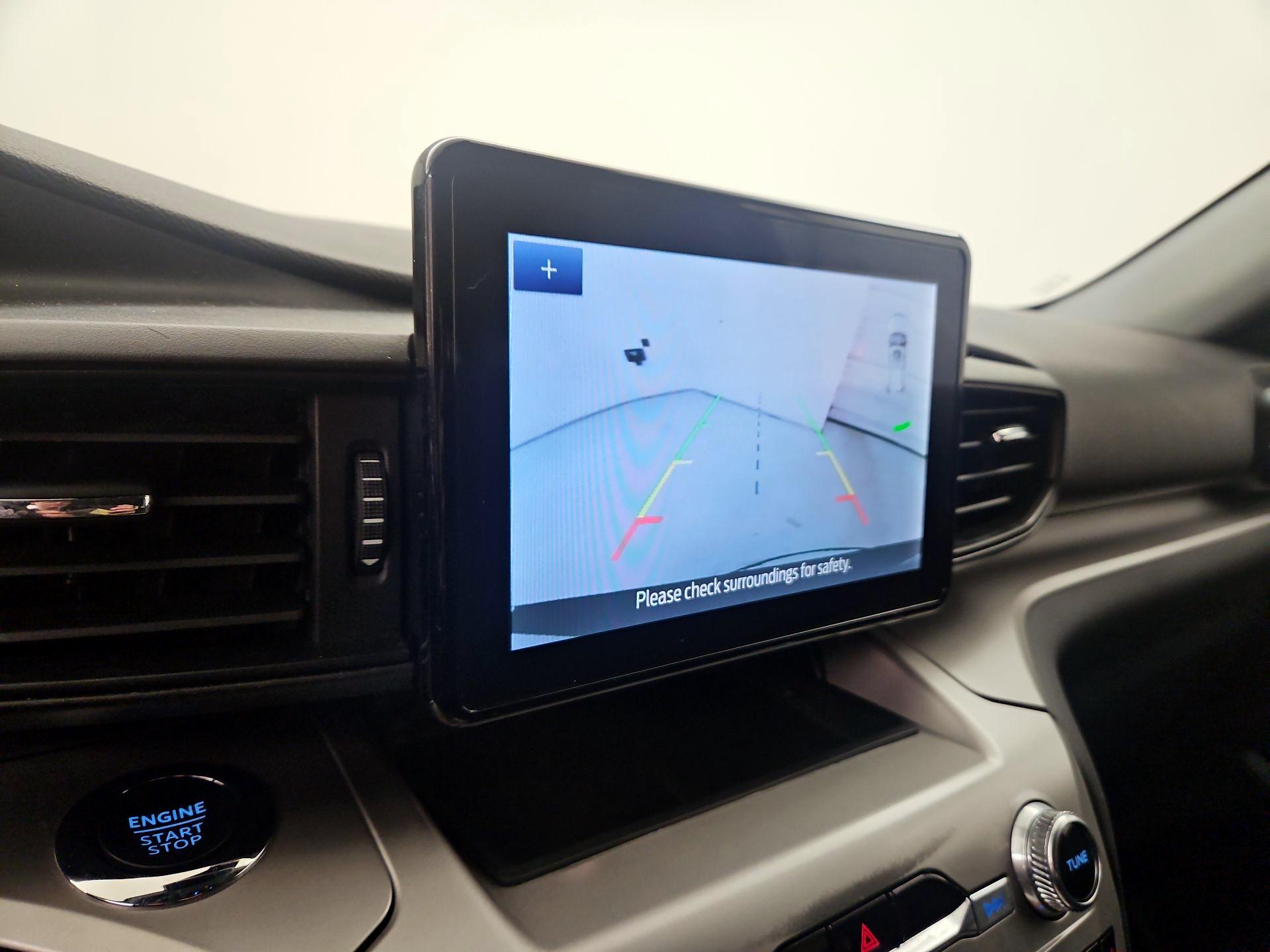 Thumbnail: 2022 Ford Explorer - 14