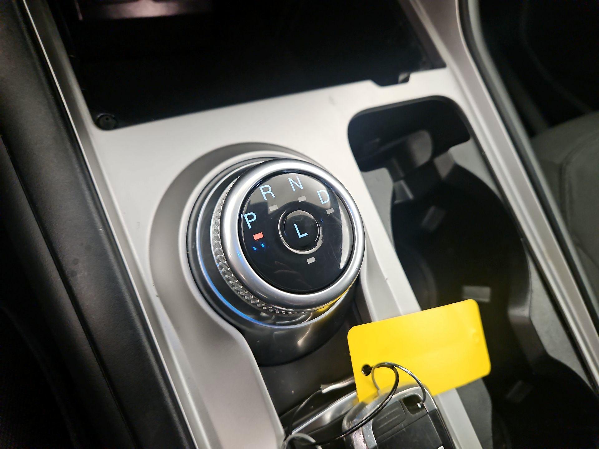 Thumbnail: 2022 Ford Explorer - 17