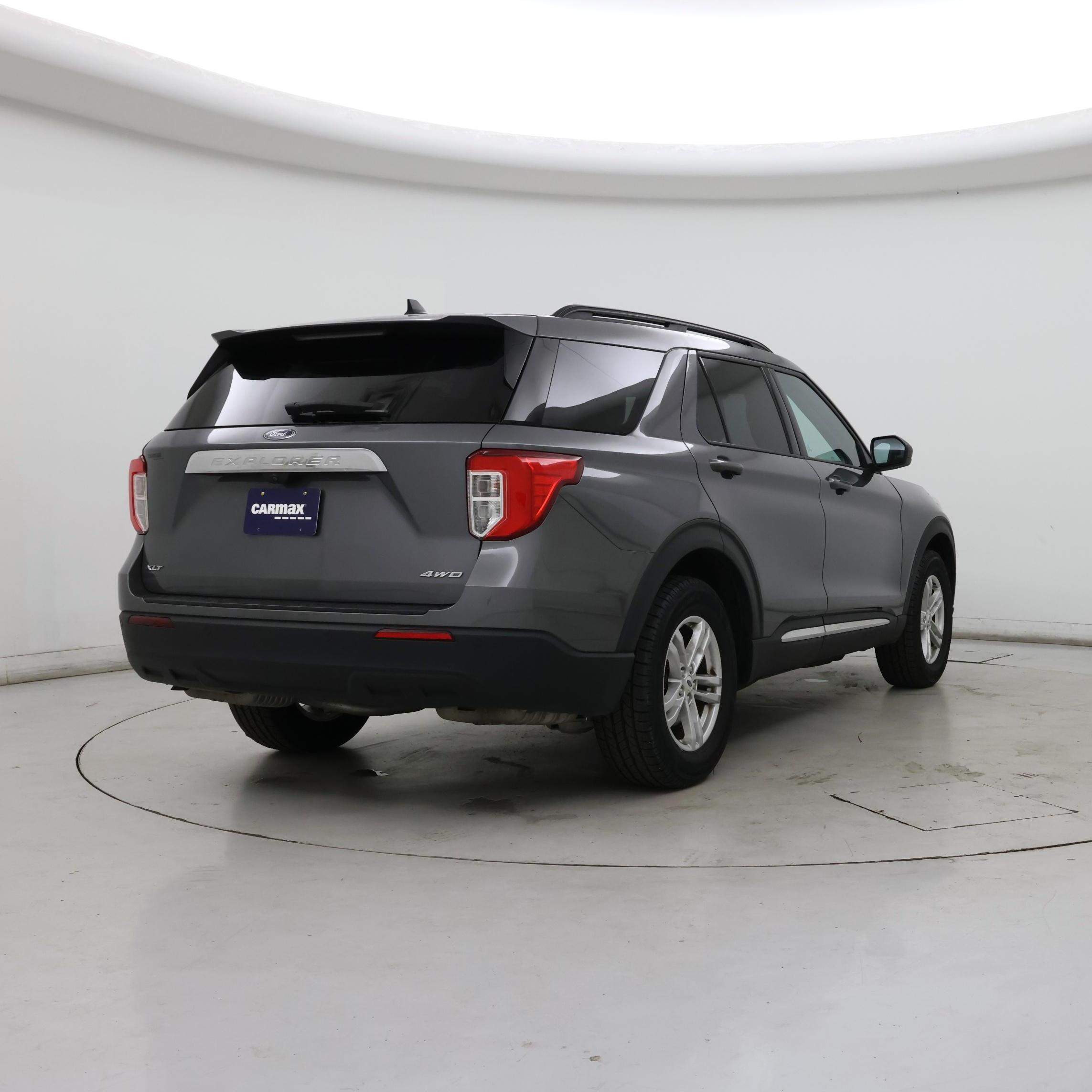 Thumbnail: 2022 Ford Explorer - 8