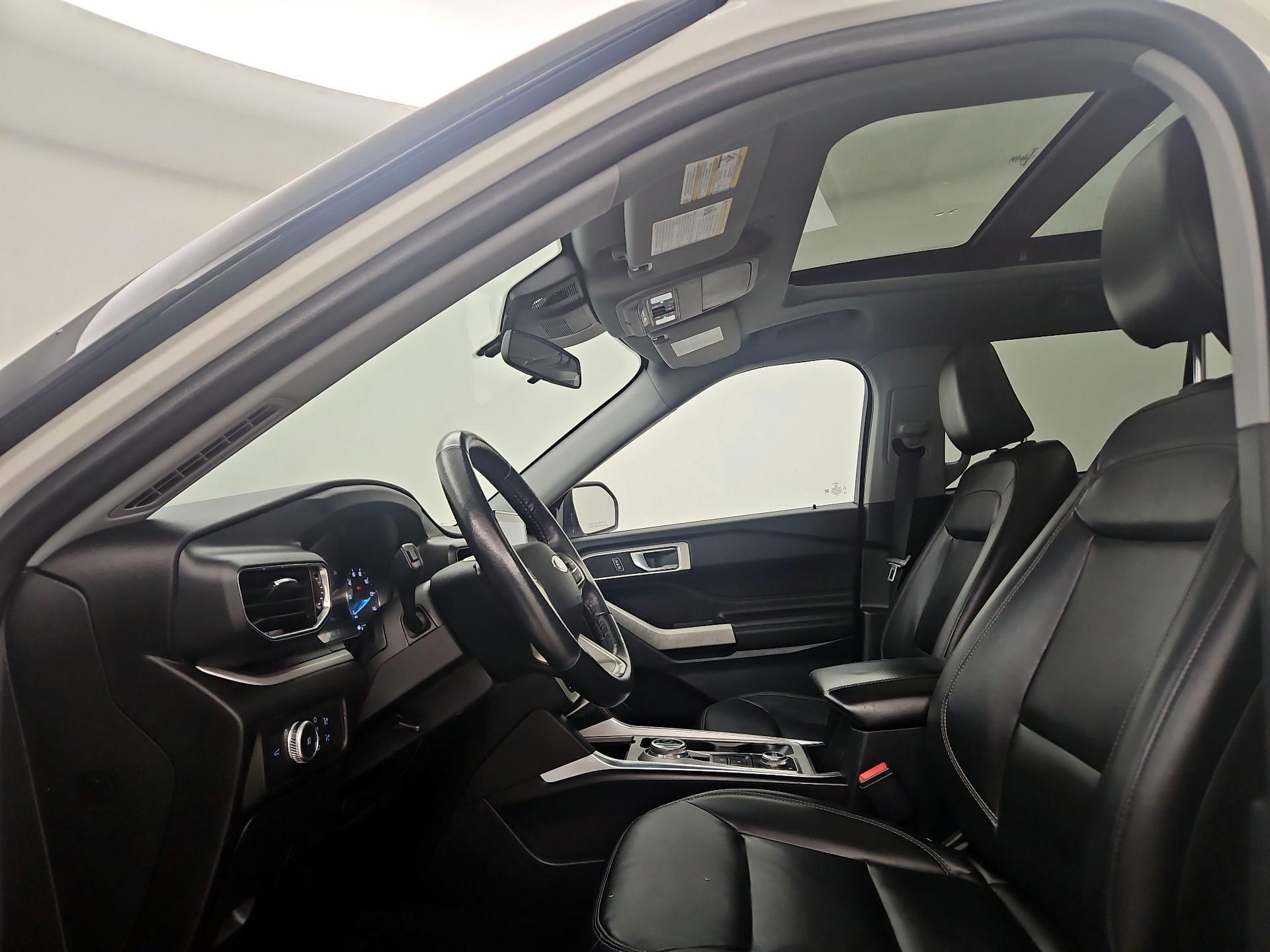 Thumbnail: 2022 Ford Explorer - 20