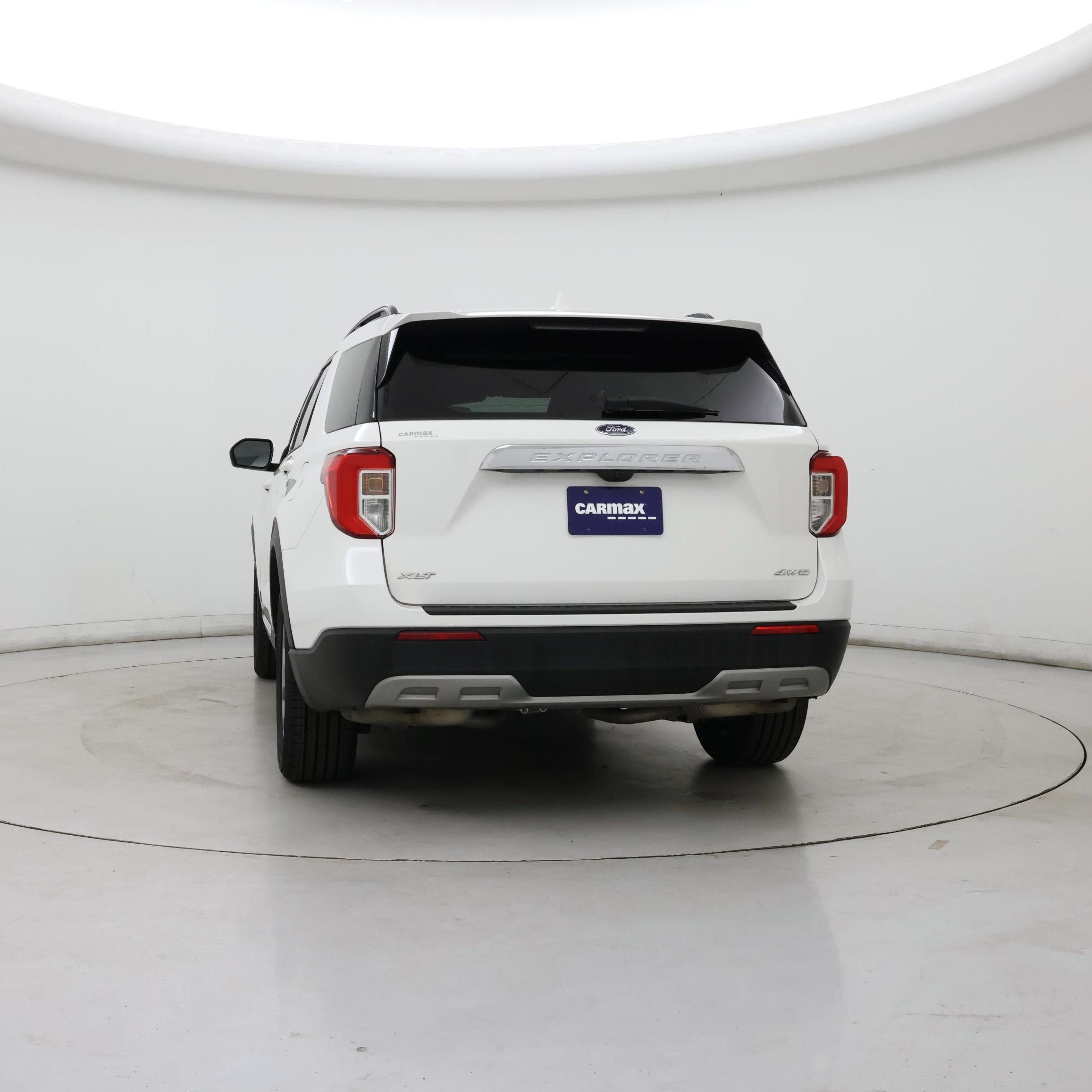 Thumbnail: 2022 Ford Explorer - 6