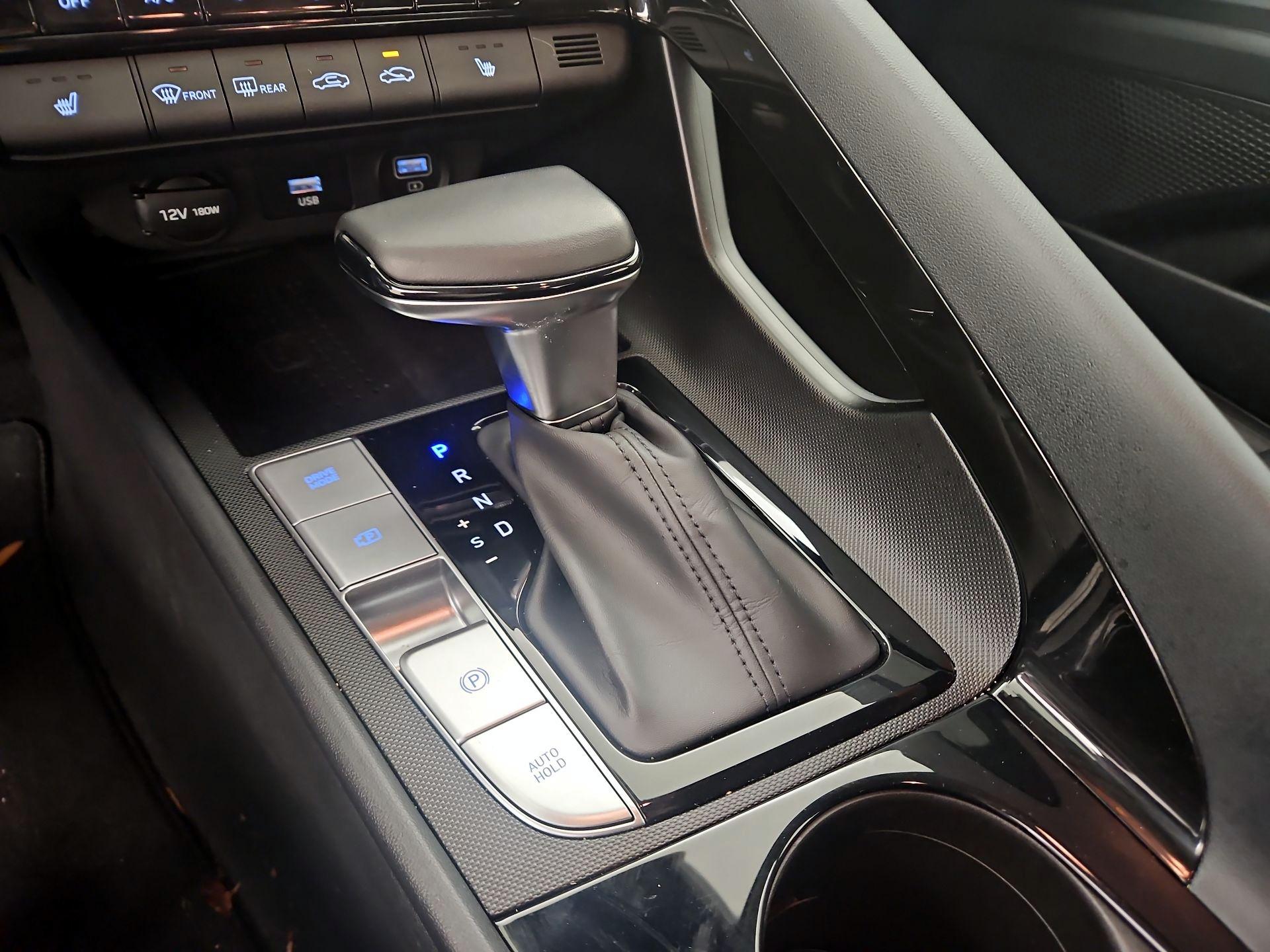 Thumbnail: 2023 Hyundai Elantra - 18