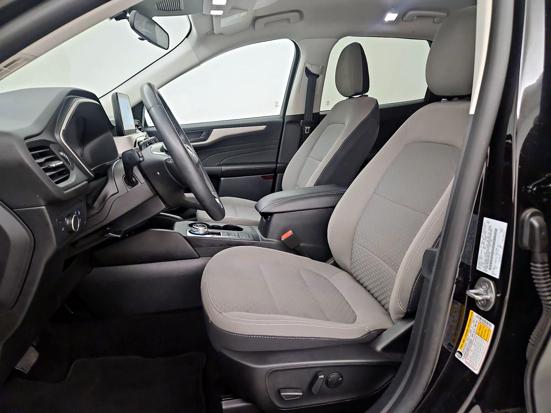 Thumbnail: 2022 Ford Escape - 11