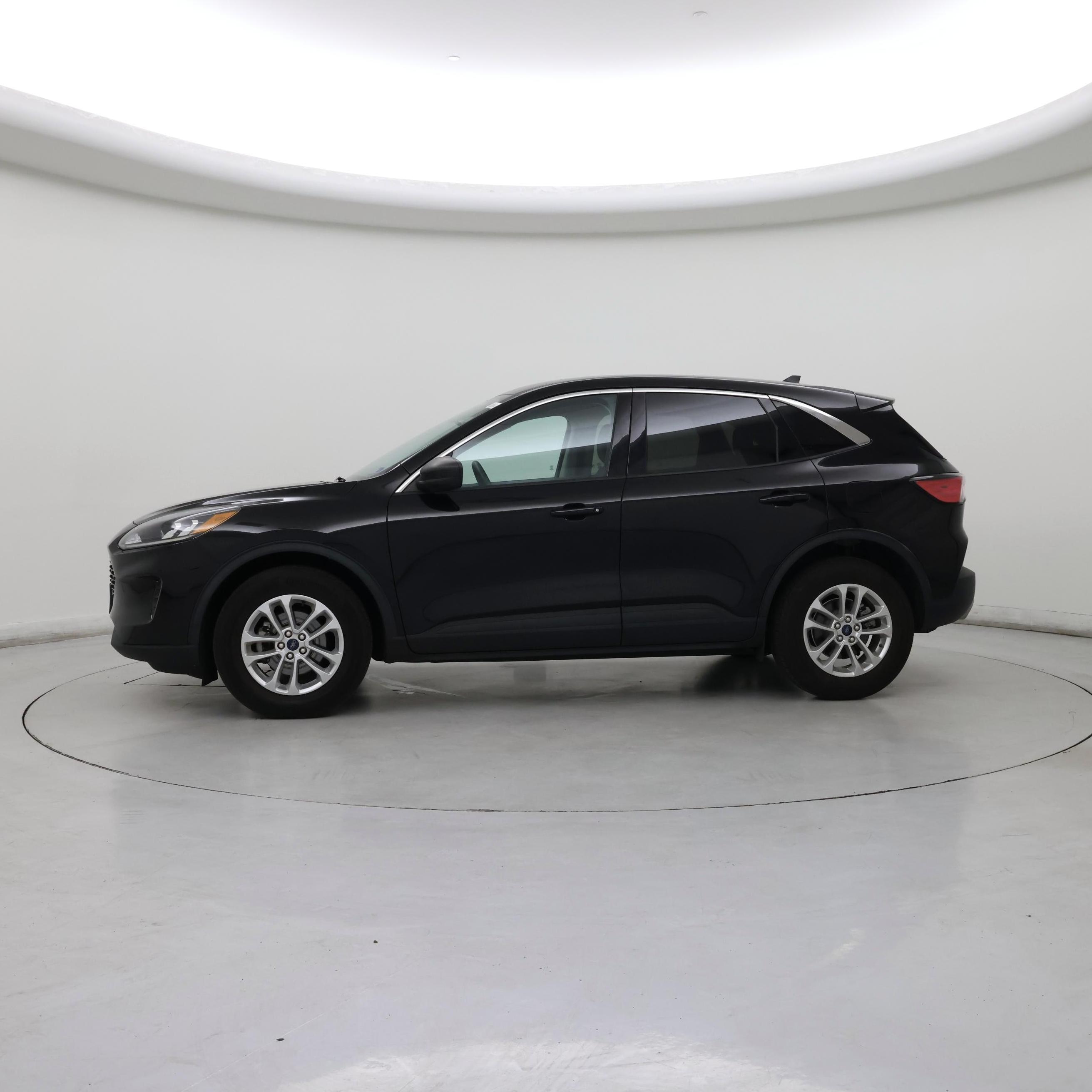 Thumbnail: 2022 Ford Escape - 3