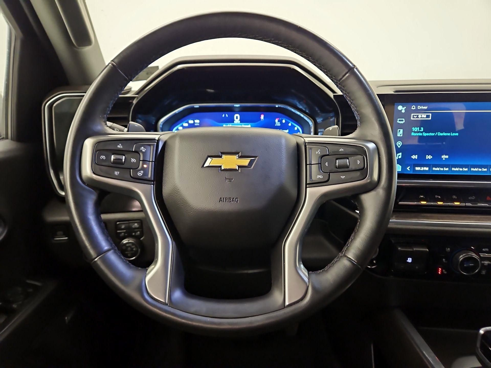 Thumbnail: 2023 Chevrolet Silverado 1500 - 10