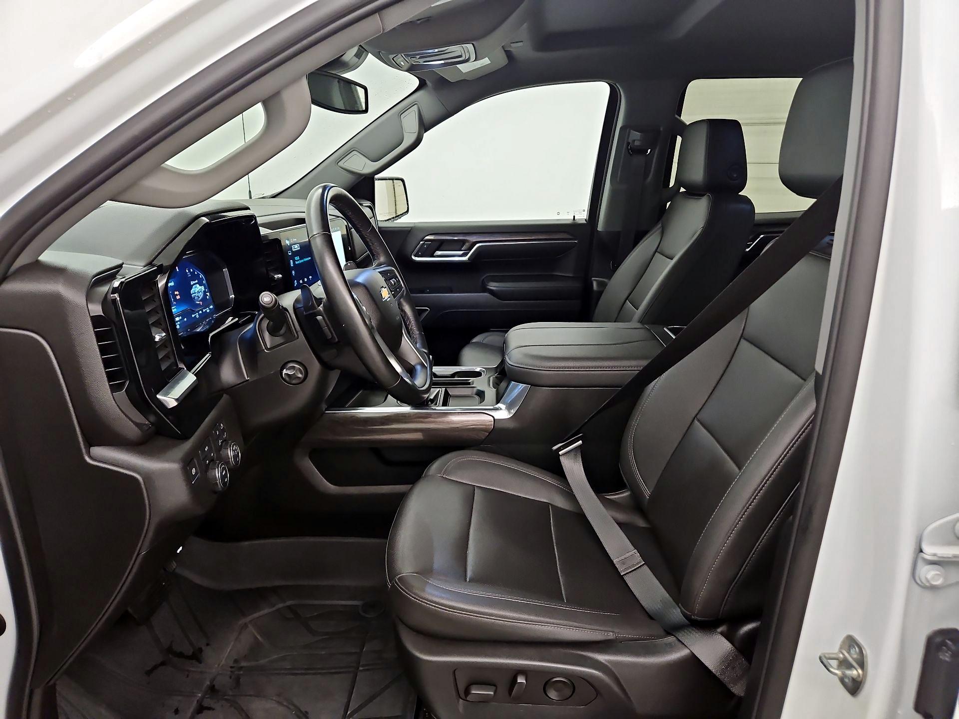 Thumbnail: 2023 Chevrolet Silverado 1500 - 11